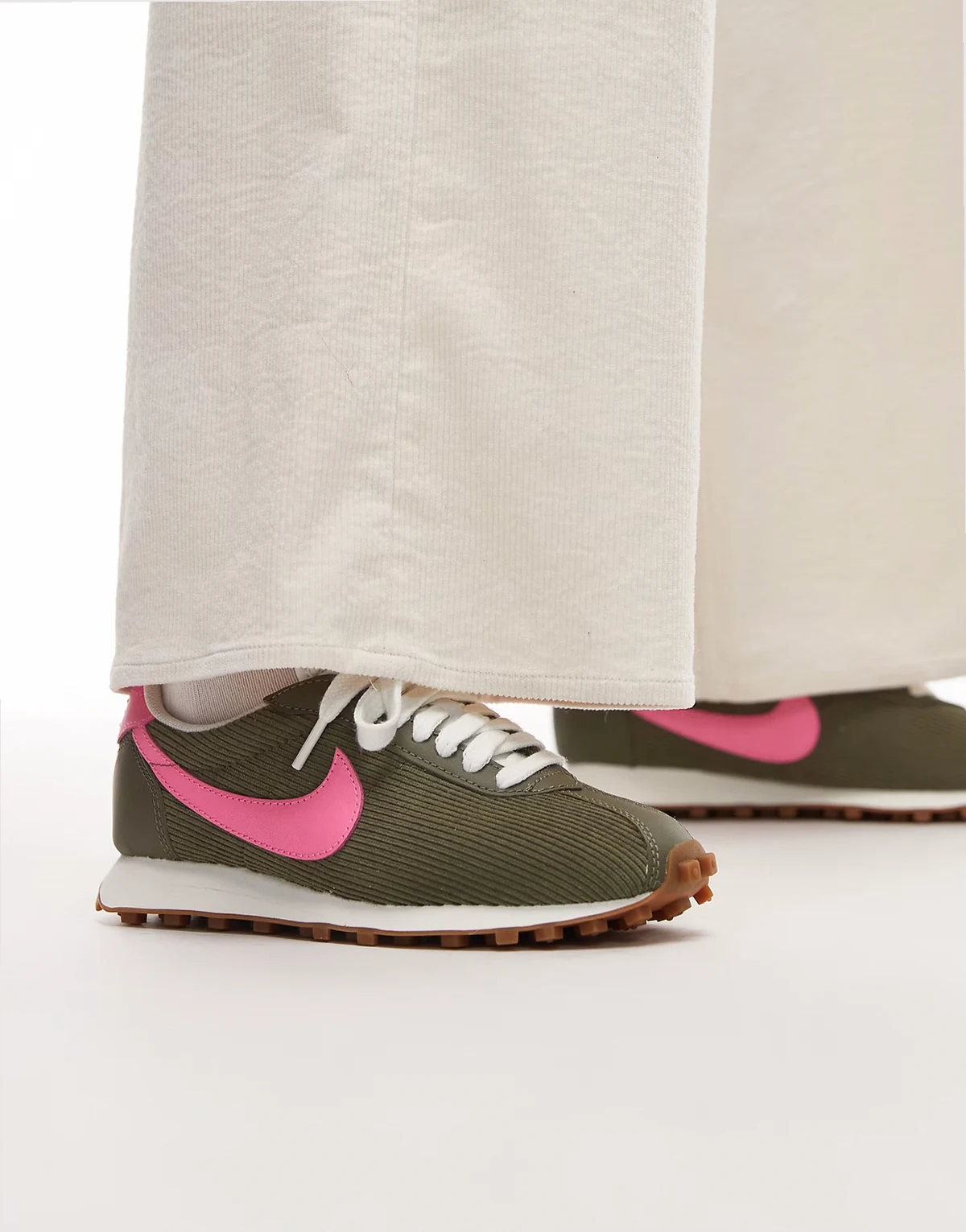 LD-1000 corduroy sneakers in green and pink