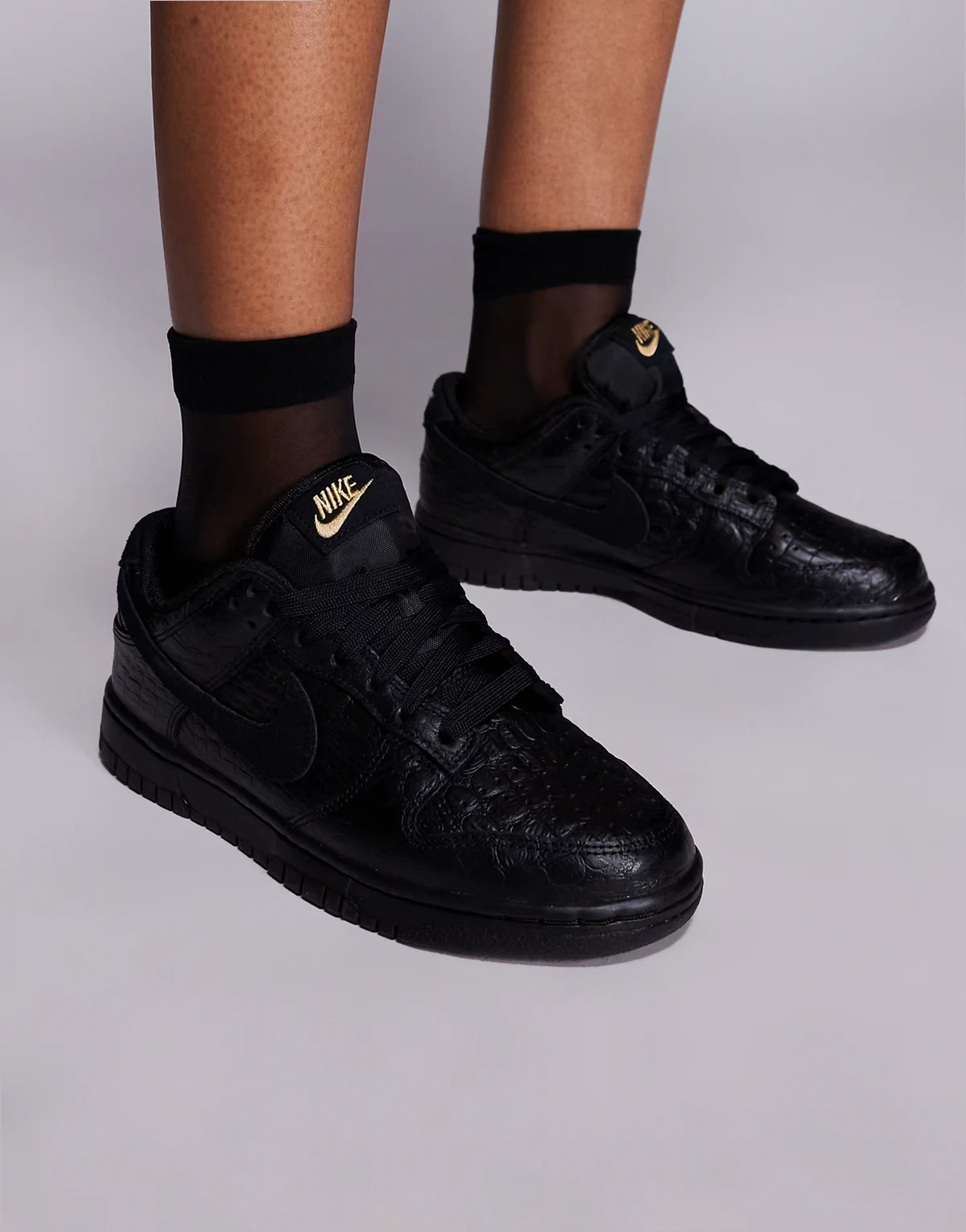 Dunk low sneakers in black croc