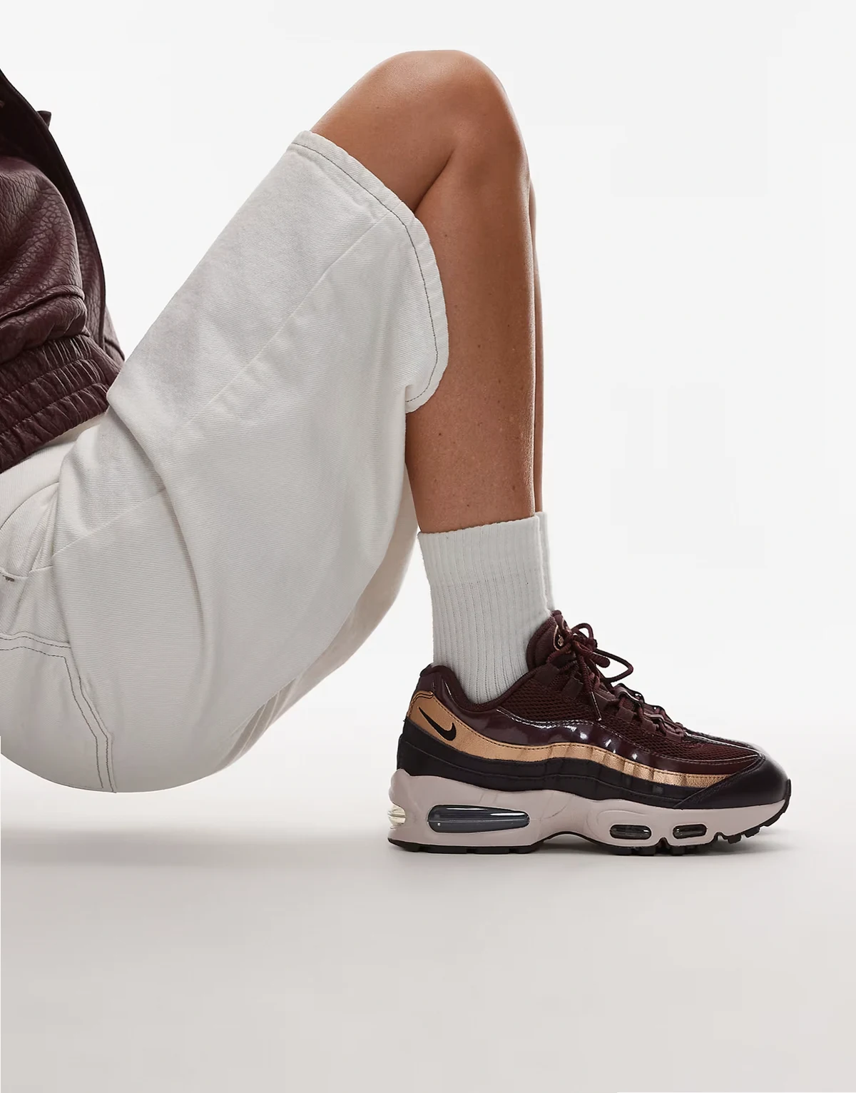 Air Max 95 sneakers in burgundy