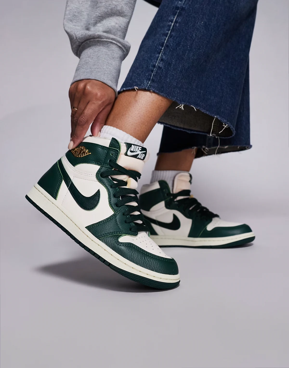 Nike Air Jordan 1 Retro High OG sneakers in off white and green