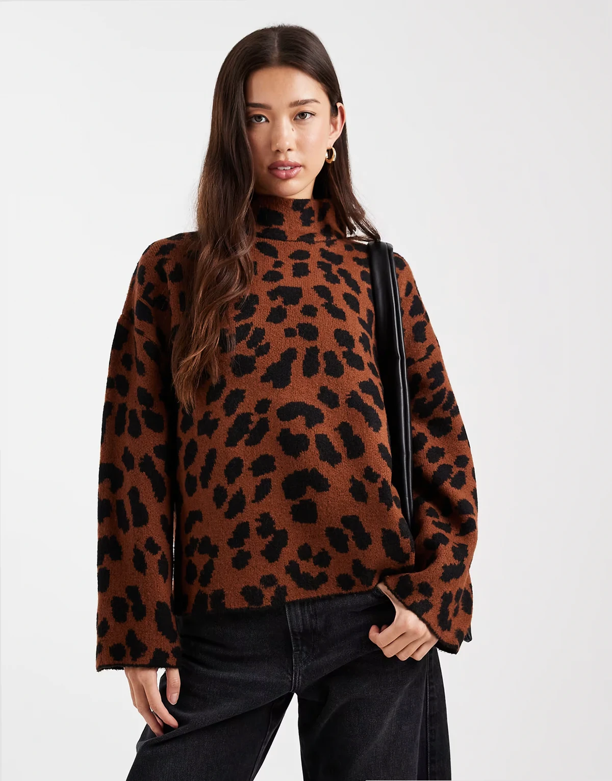 turtleneck sweater in leopard print