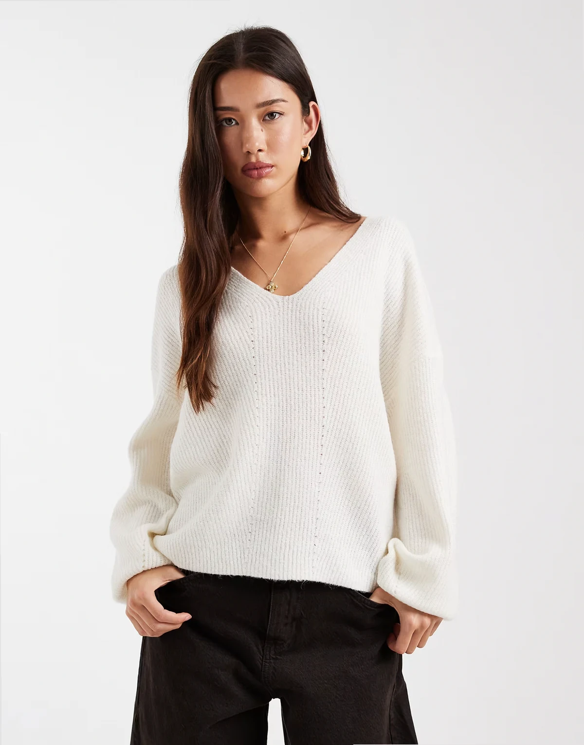 fluffy v neck slouchy sweater in off white
