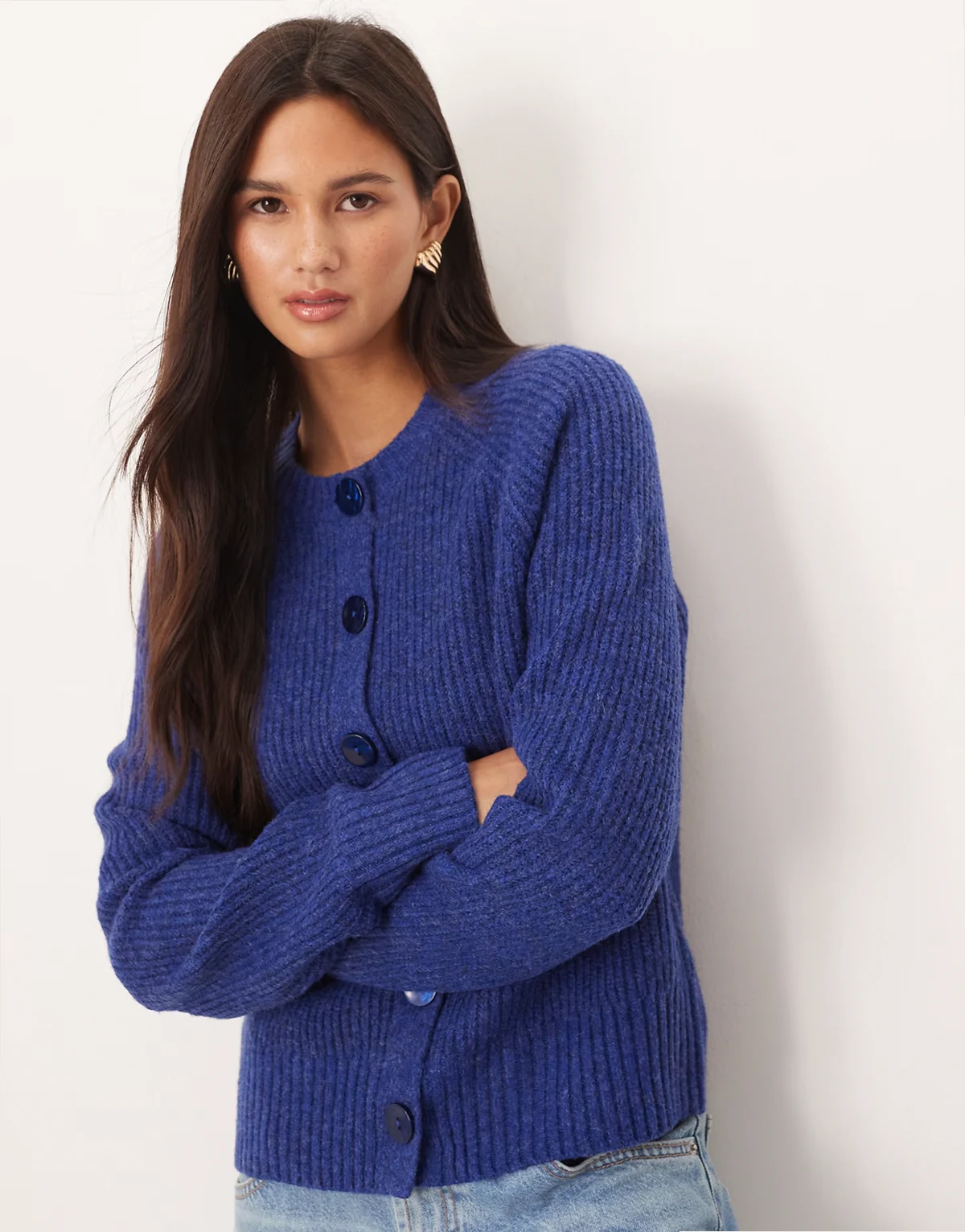 chunky knit cardigan in blue