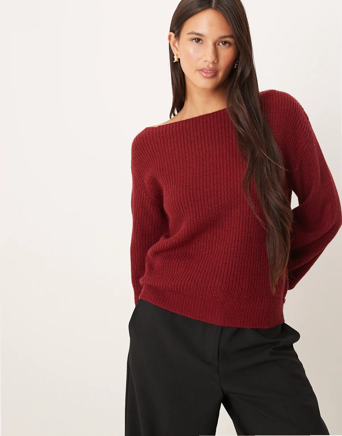 knit boat neck sweater with balloon sleeve in burgundy