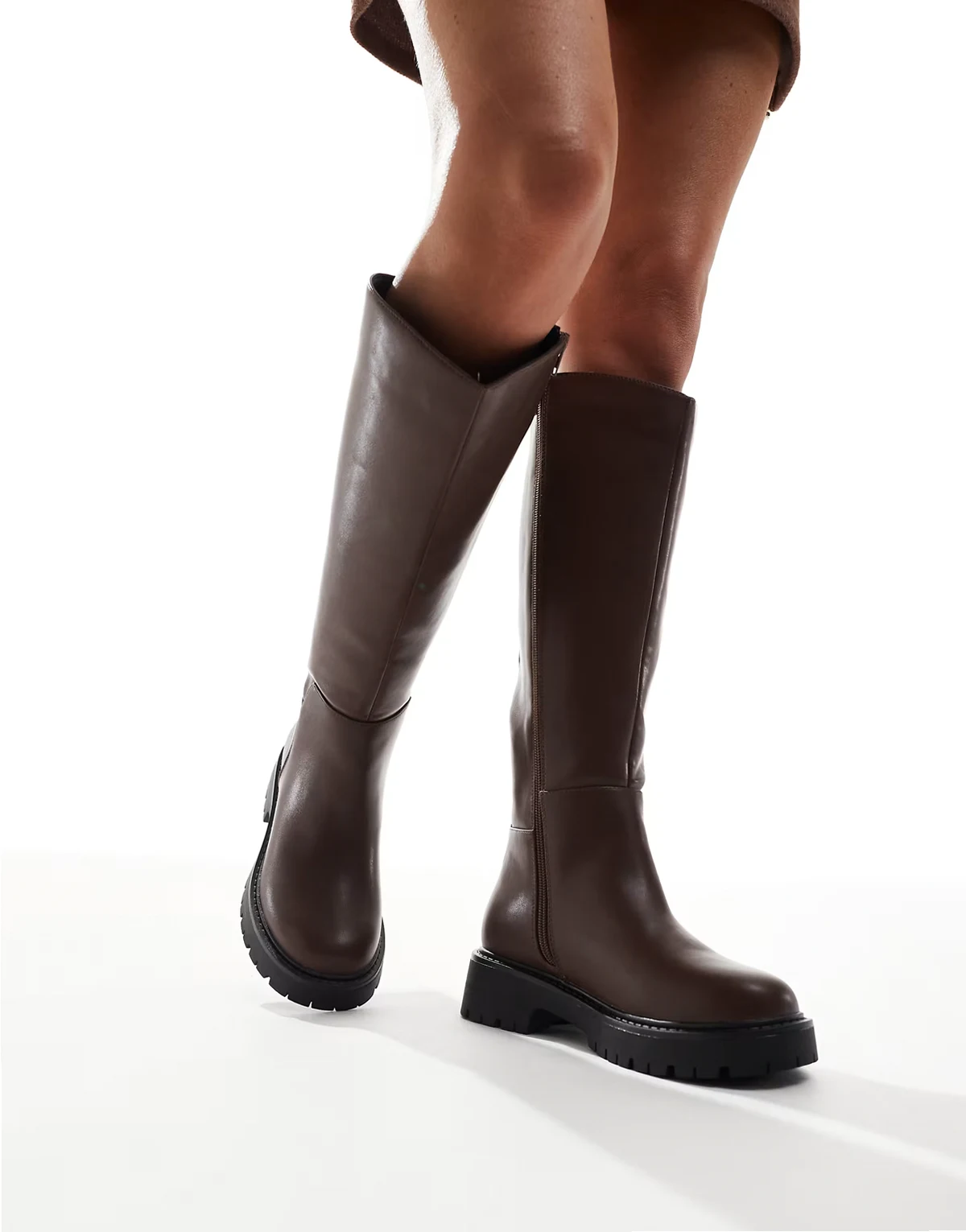 – Olivia – Brązowe kozaki do kolan na grubej podeszwie