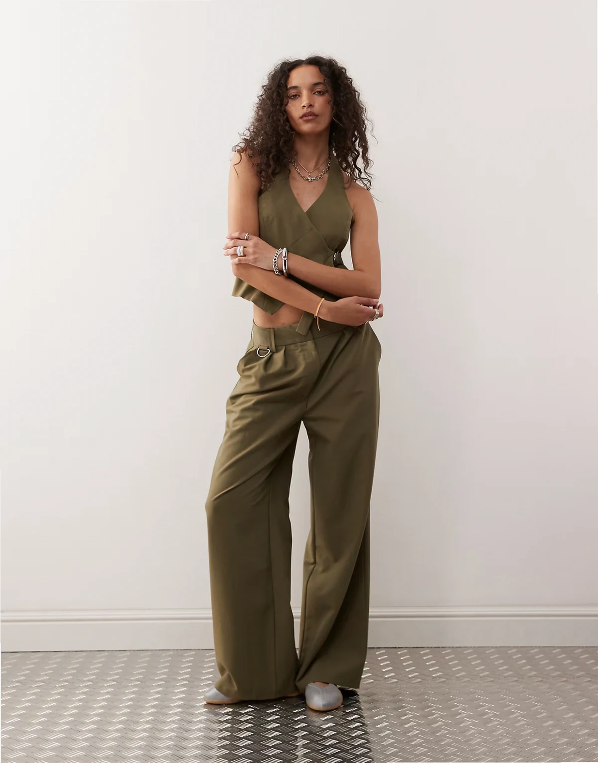 – Elegante Hose in Khaki mit weitem Schnitt, Kombiteil