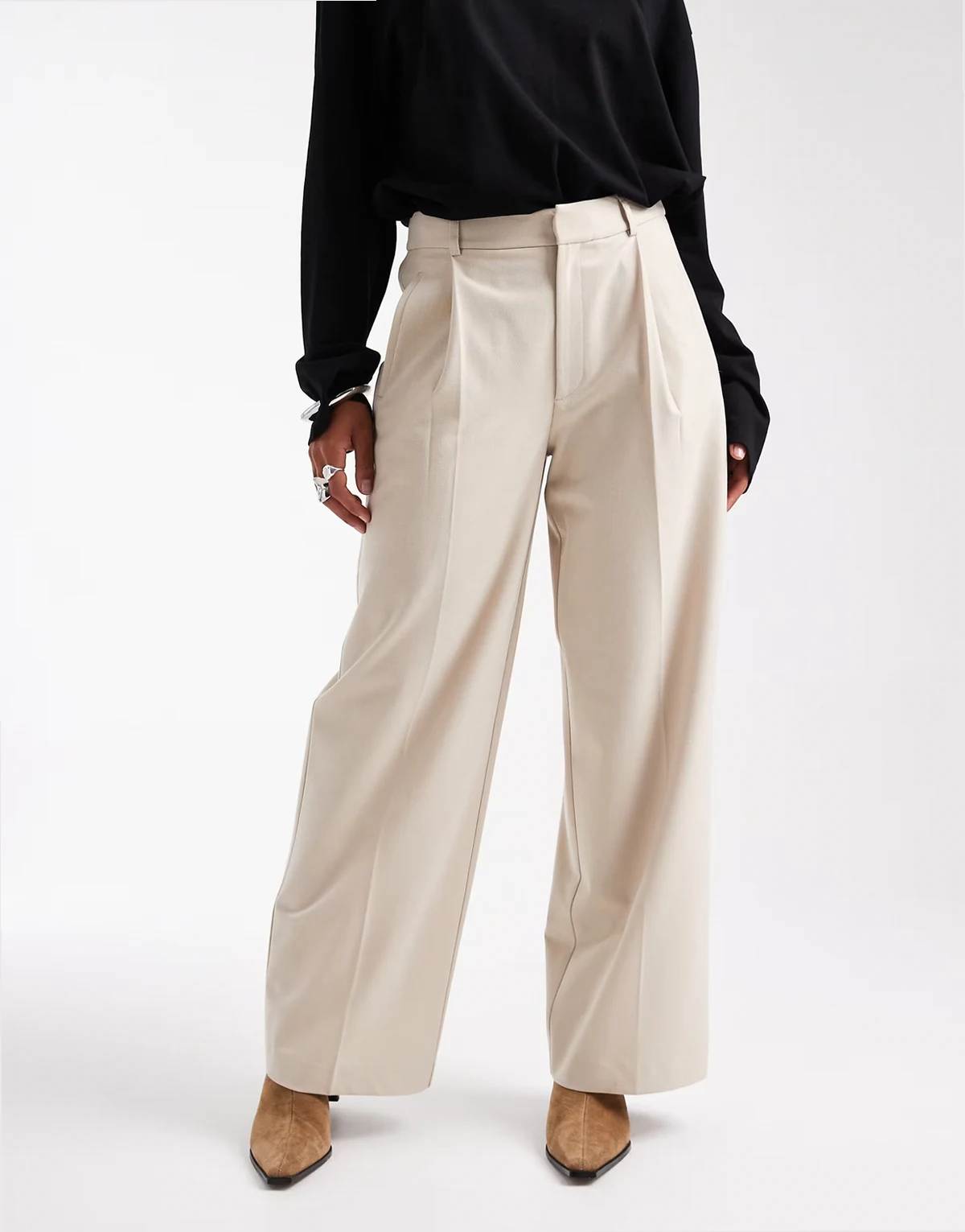 – Elegante Hose in Elfenbeinweiß mit weitem Bein
