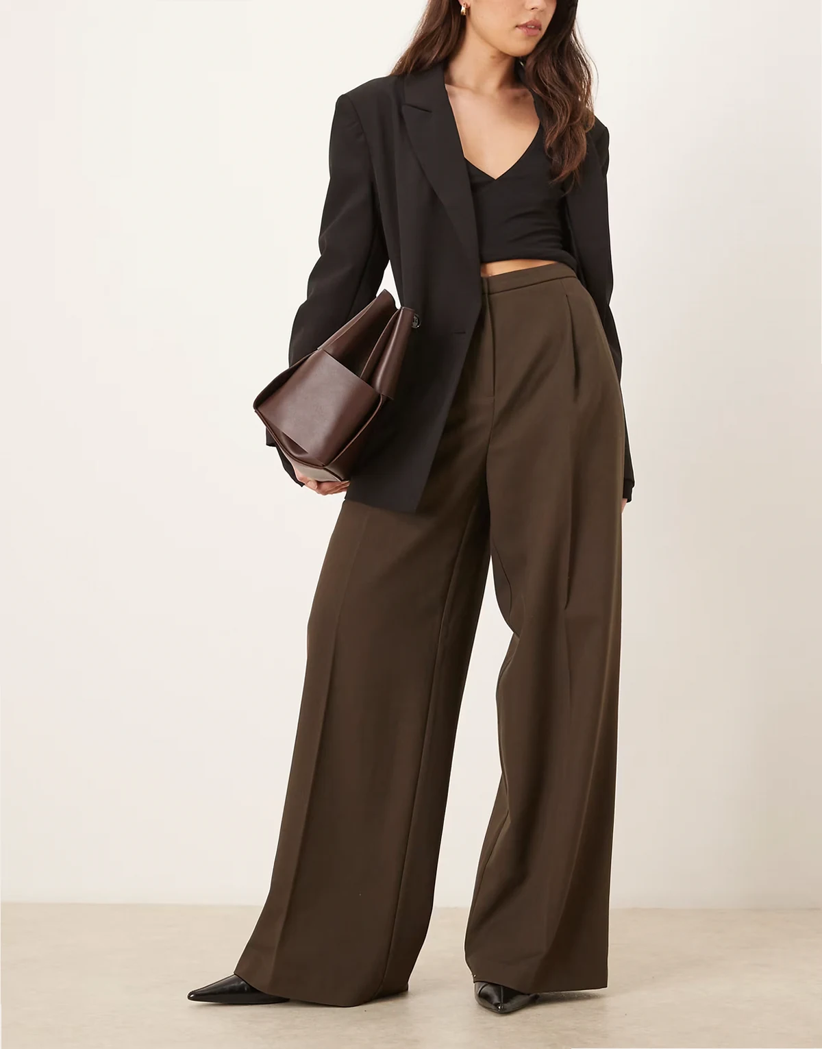 – Elegante Hose in Khaki mit Ziernaht vorne