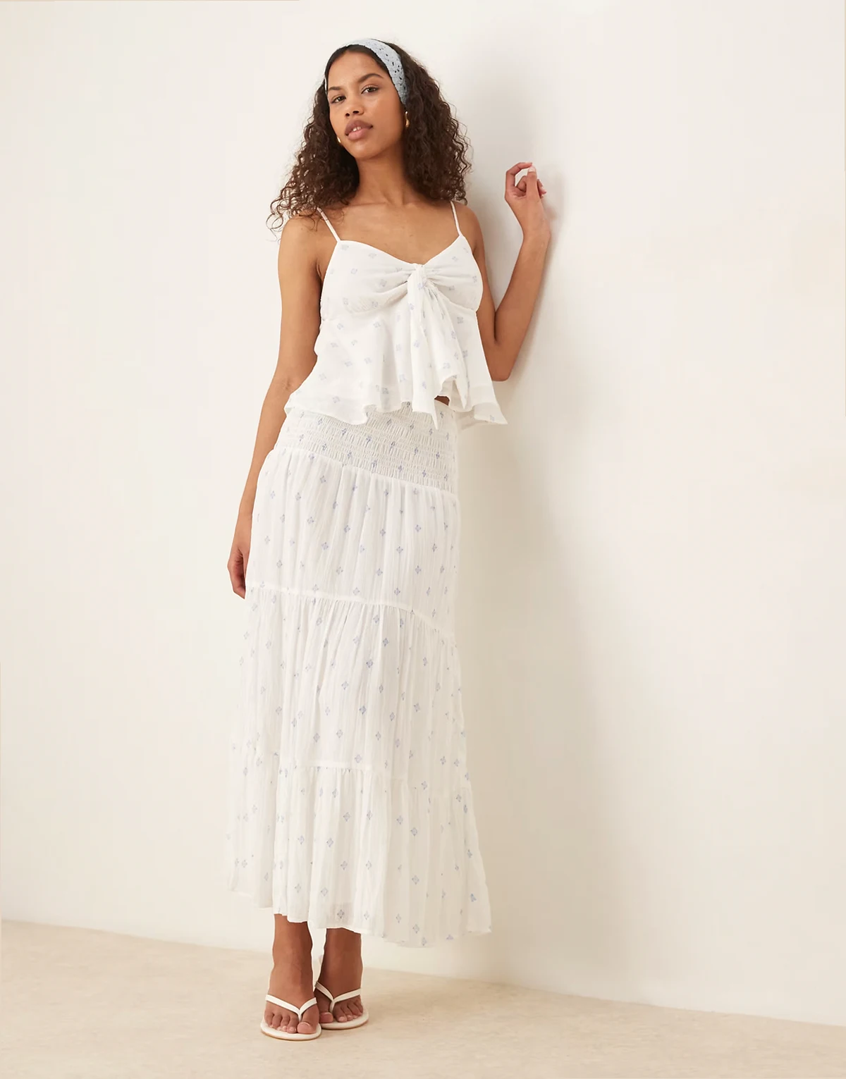 tiered maxi skirt in white paisley print