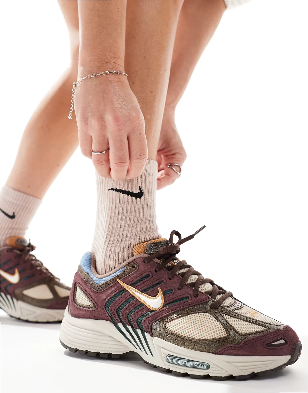 Air Pegasus 2005 sneakers in beige and brown