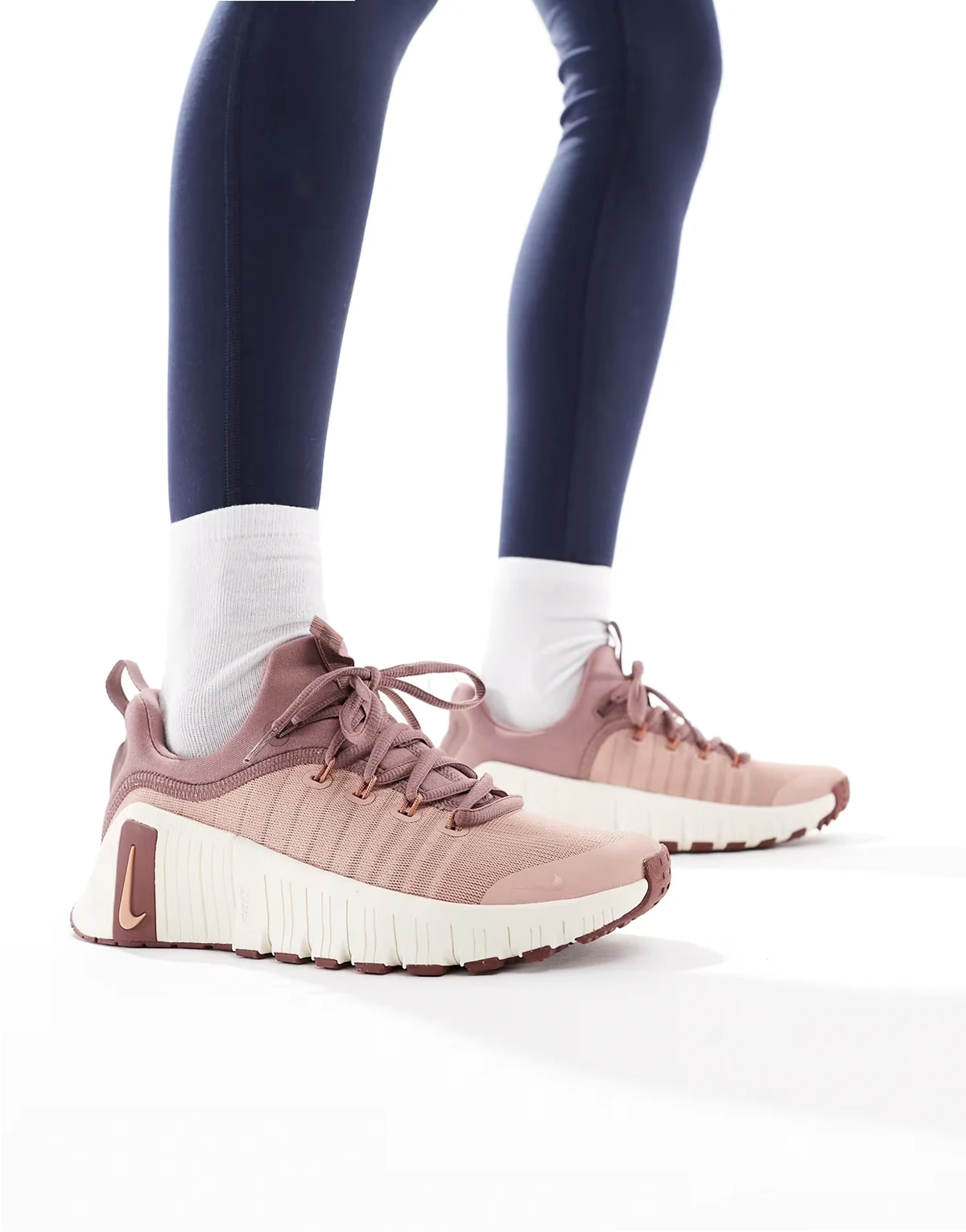 Nike Free Metcon 6 sneakers in rose gold