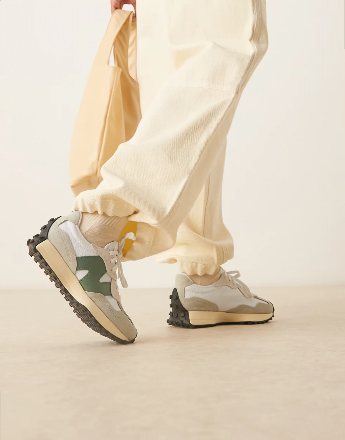 327 sneakers in white with light and dark green details