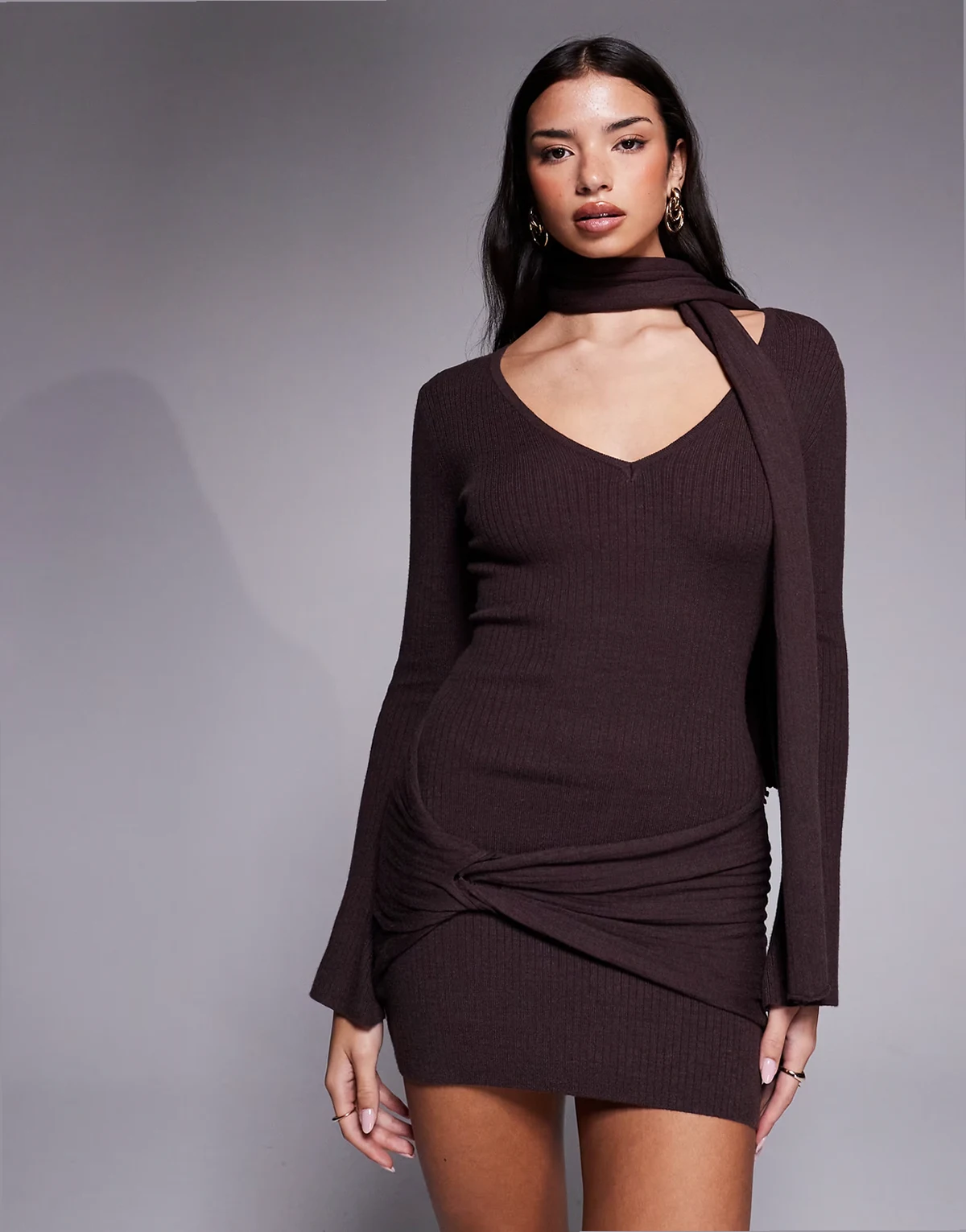 Renner ribbed knit scarf detail plunge long sleeve mini dress in chocolate