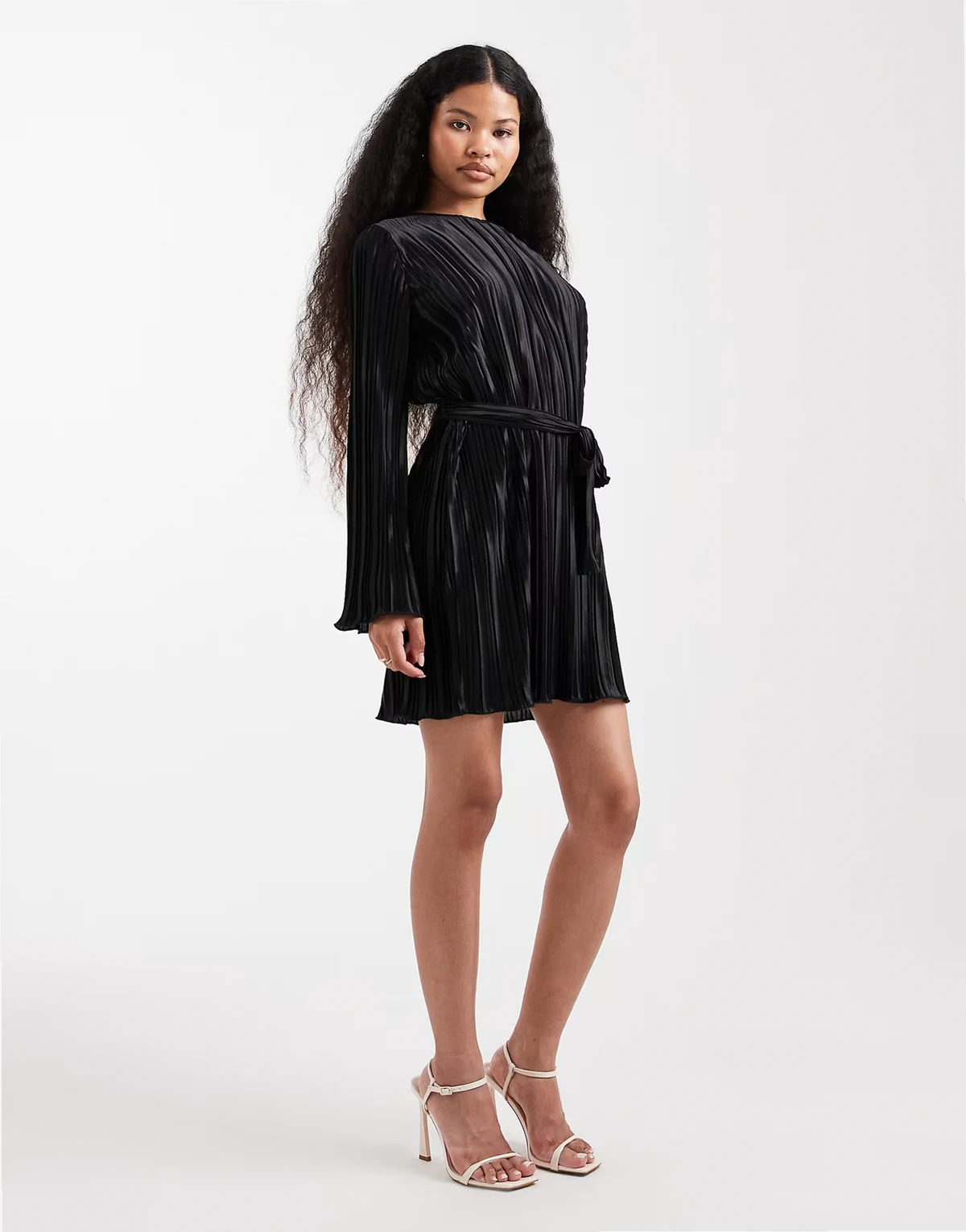 tie waist plisse mini dress in black