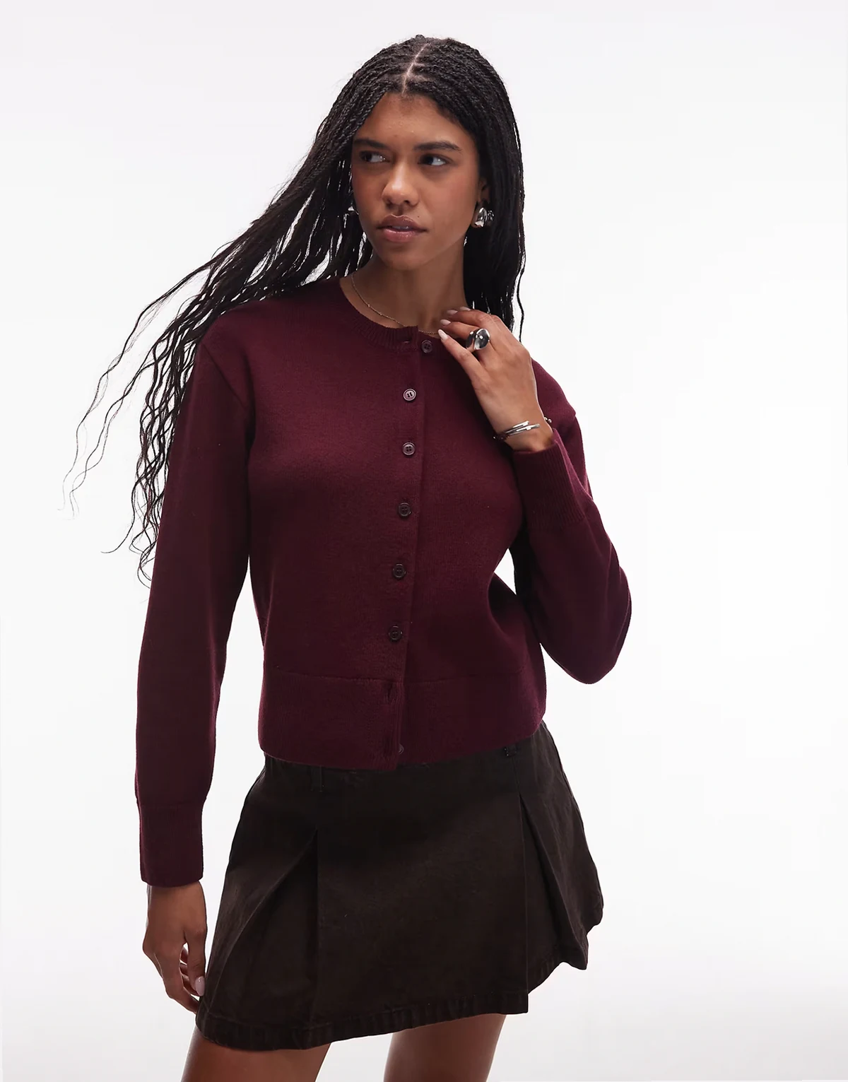 – Strickjacke aus Wolle in Burgunderrot mit Knopfleiste