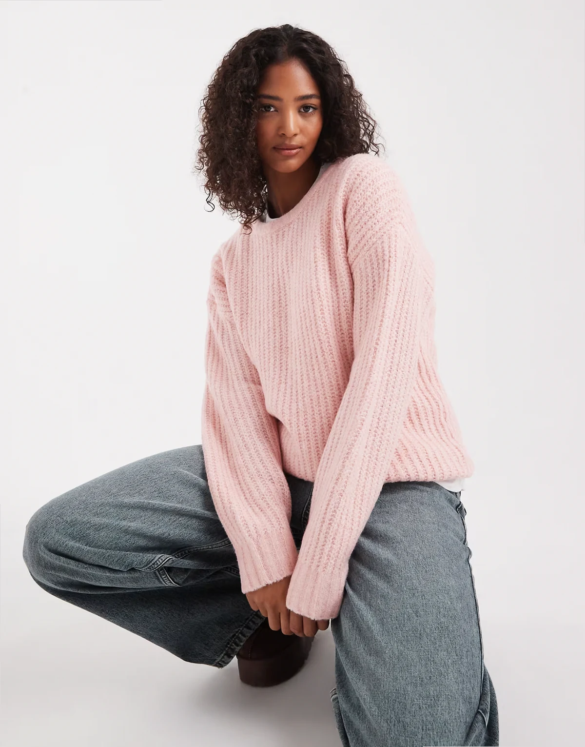 Luxe – Różowy sweter z okrągłym dekoltem