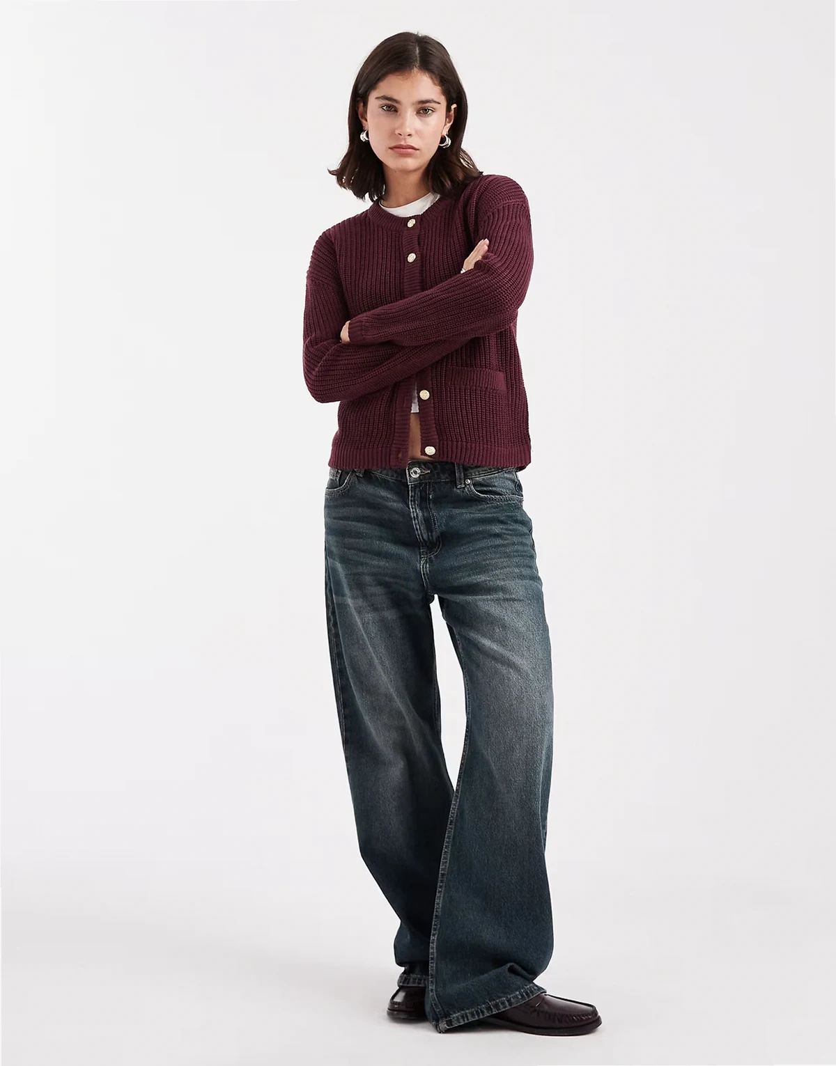 fisherman knit cardigan with gold-tone buttons and pocket detailing in burgundy