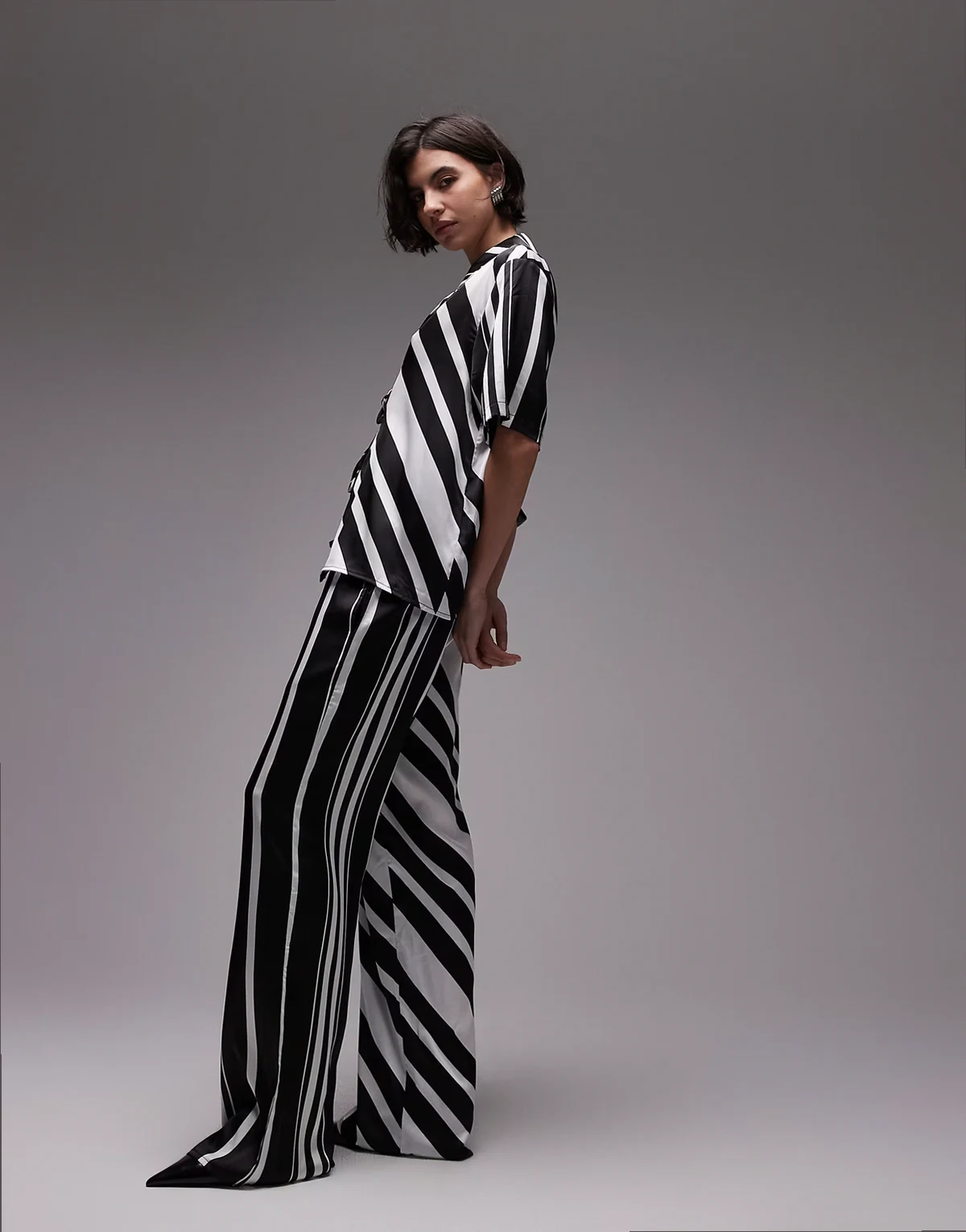 wide leg pants in mono stripe - part of a set