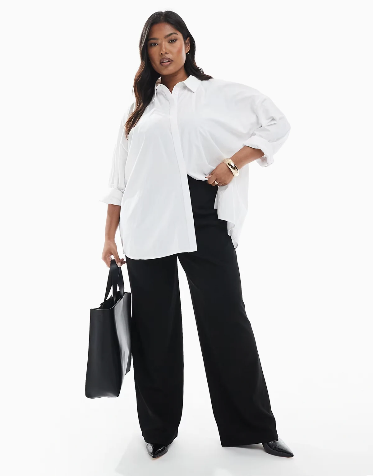pleat front wide leg pants in black
