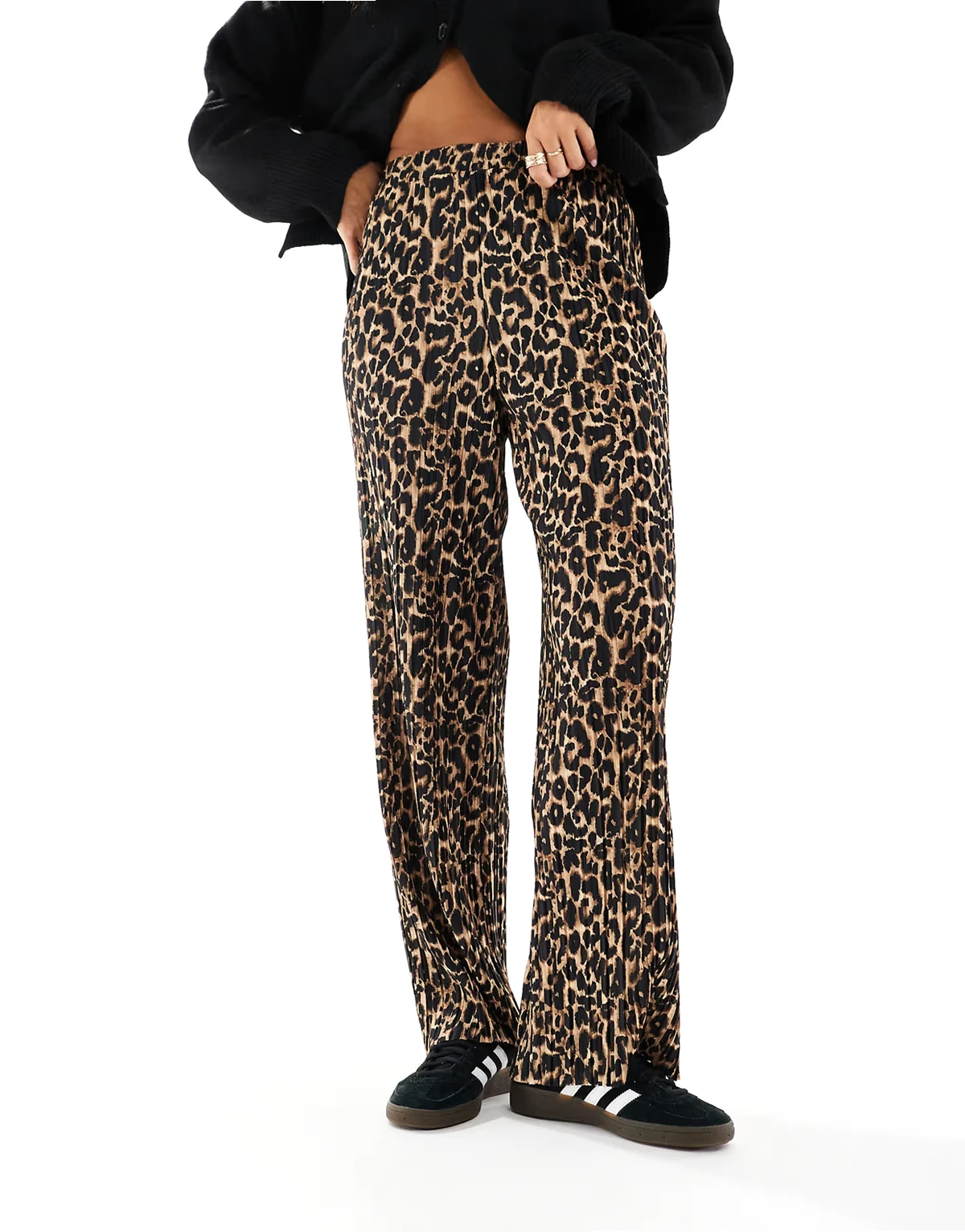 – Locker sitzende Hose zum Überziehen mit Animal-Print