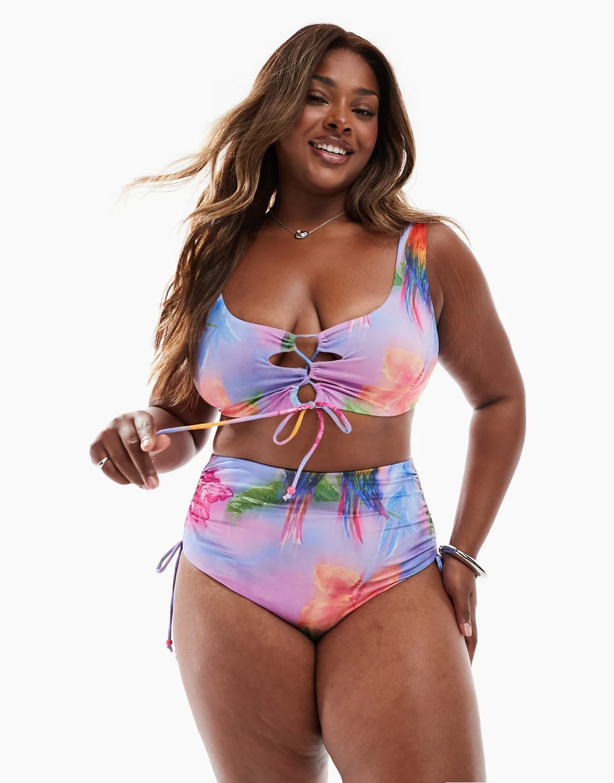 ASOS DESIGN Curve – Paloma – Cropped-Bikinioberteil mit Bindebändern und Blumenmuster
