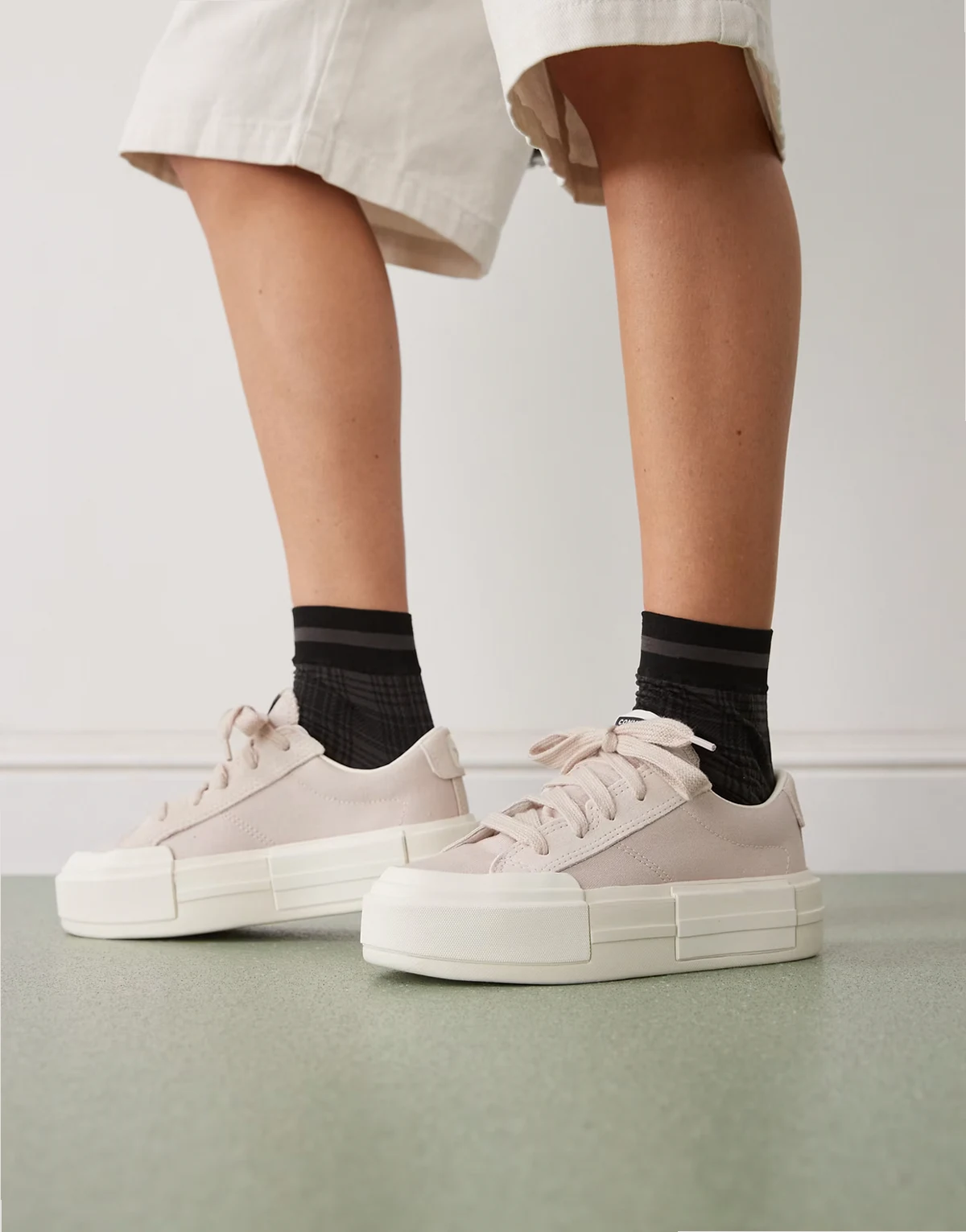 Chuck Taylor All Star Cruise Sneaker in beige