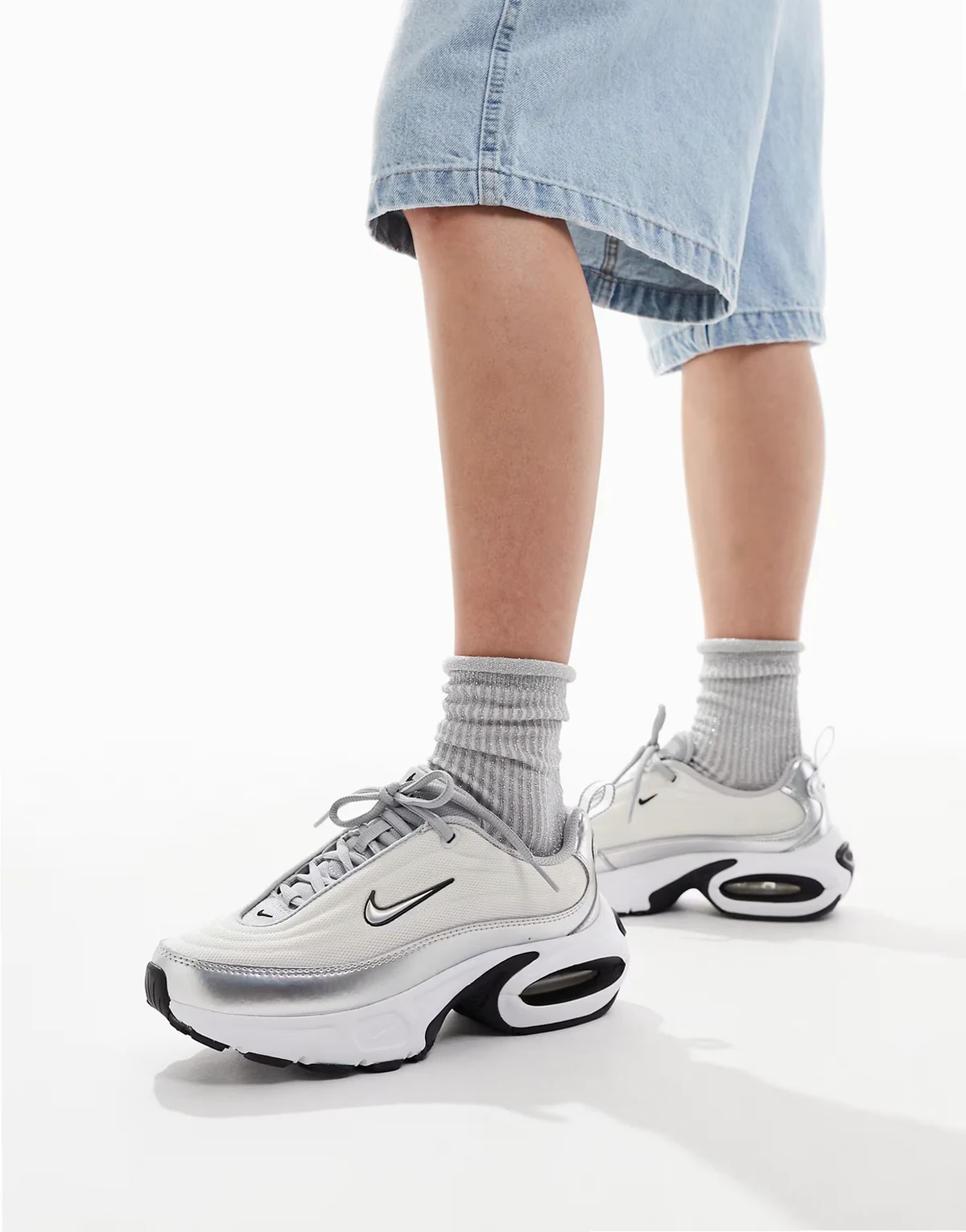 Air Max Portal sneakers in white and silver