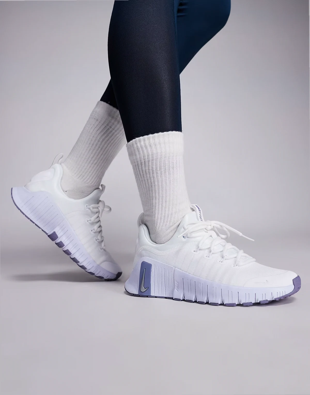 Free Metcon 6 sneakers in white and light blue