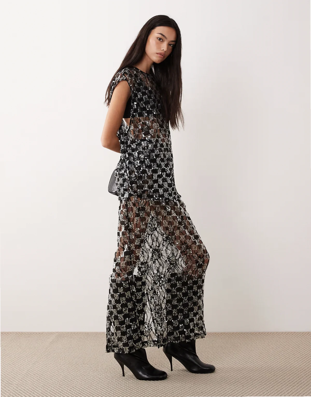 embellished midaxi skirt in black