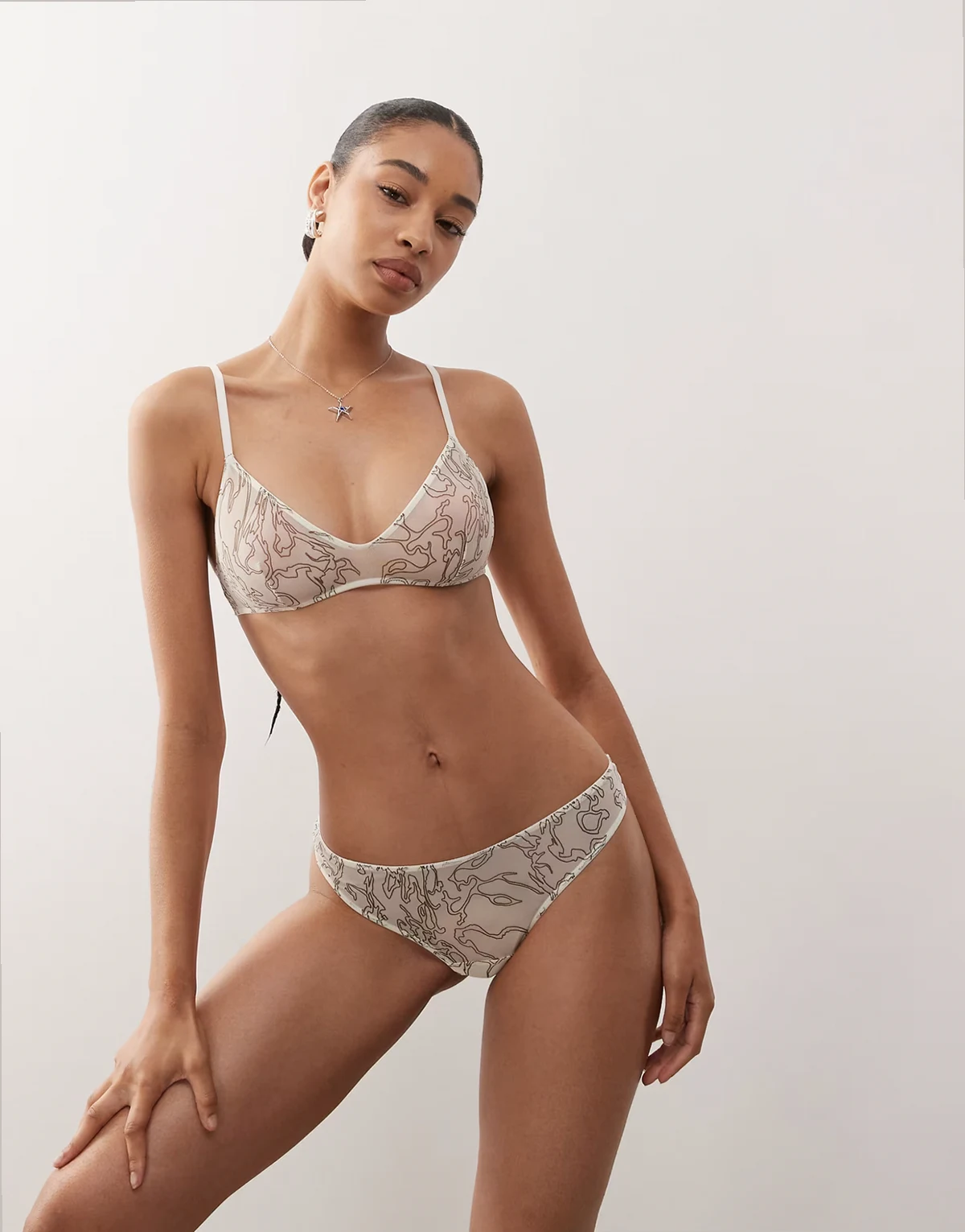 mesh lace scoop triangle bralette in off-white