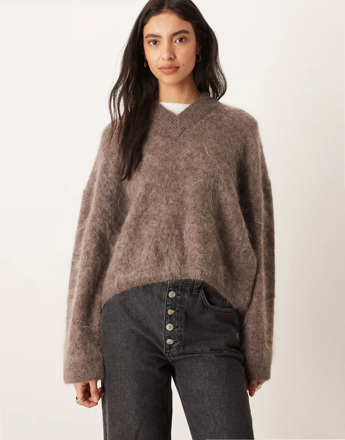 – Sweter premium z dekoltem V i szerokimi rękawami z wełny moherowej