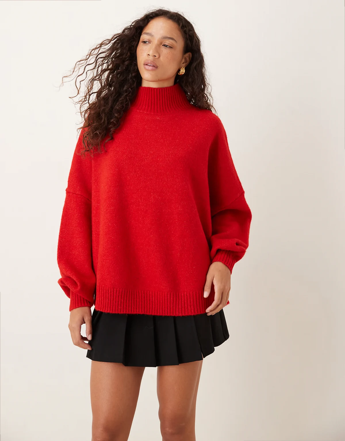 high collared long sleeve sweater in red