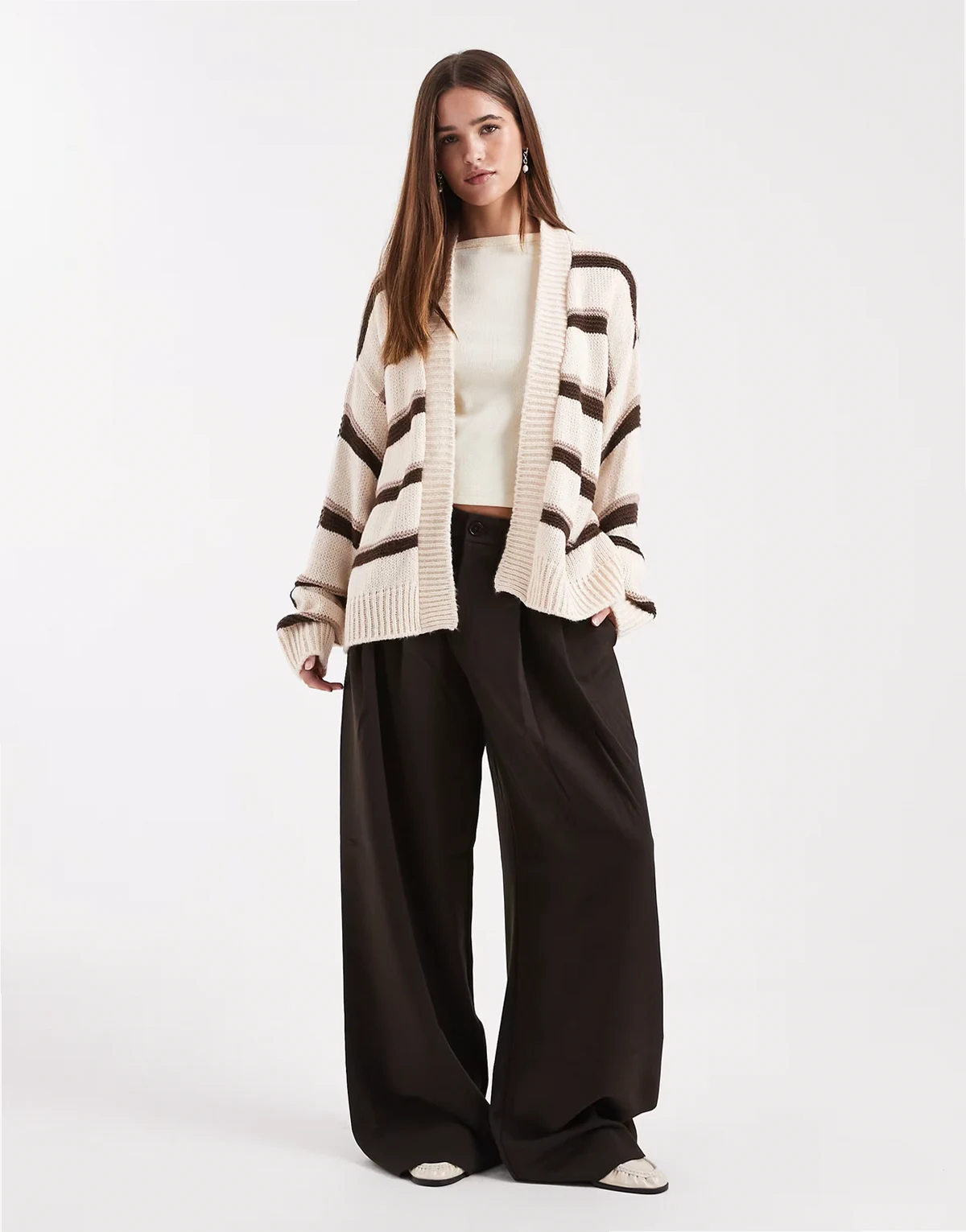 – Strickjacke mit offenem Design in braun gestreift
