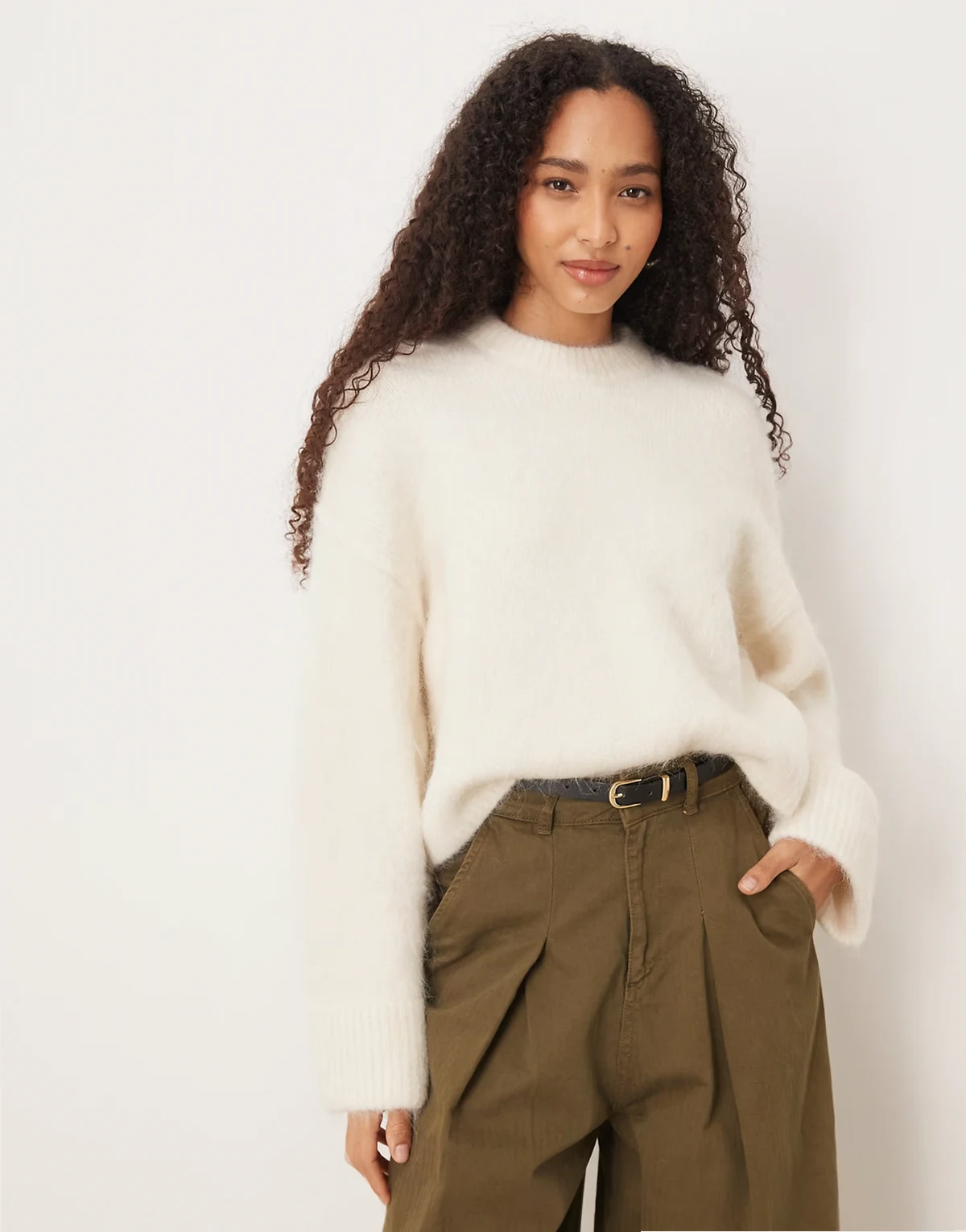 chunky premium alpaca sweater in cream