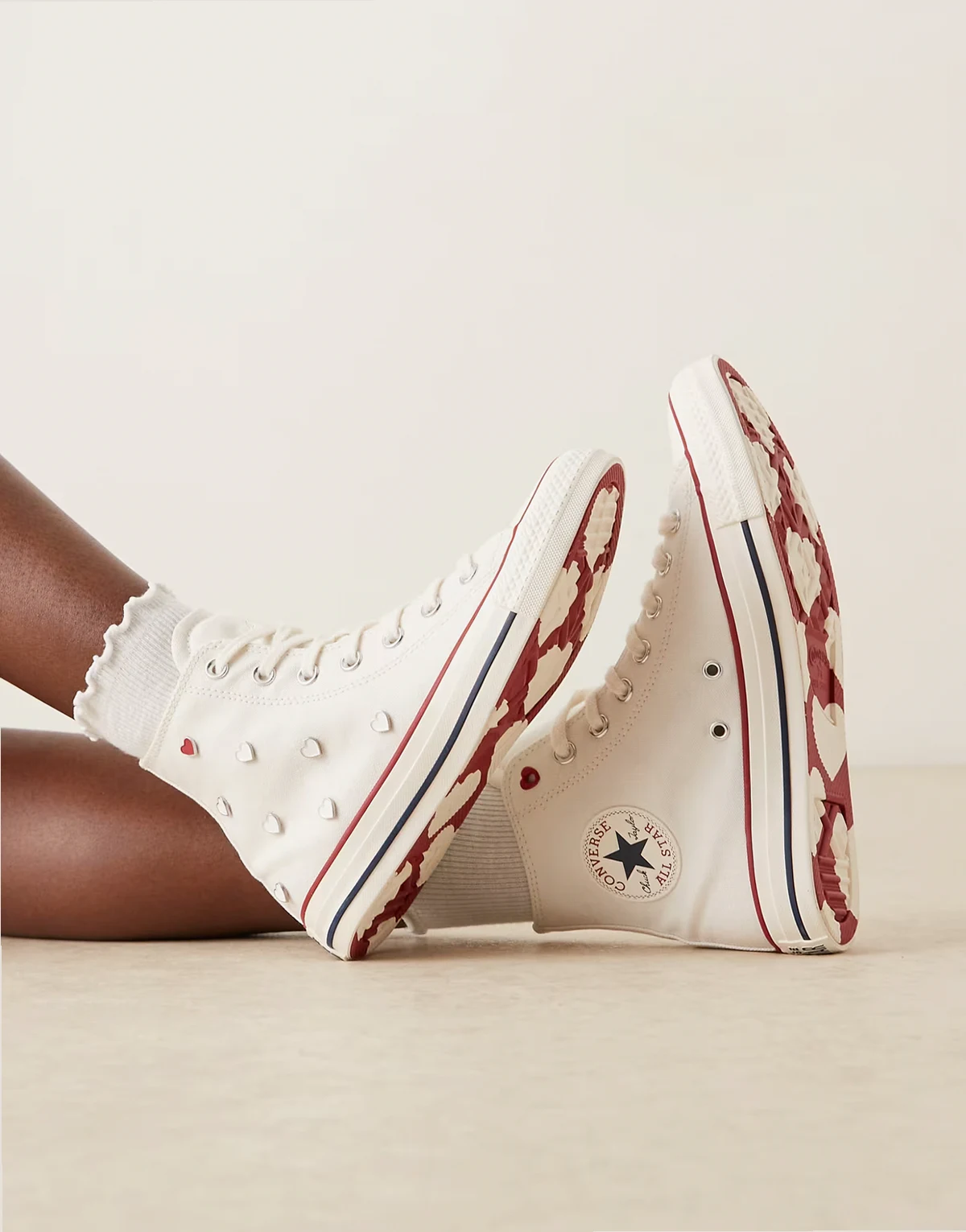Chuck Taylor All Star Hi heart sneakers in white