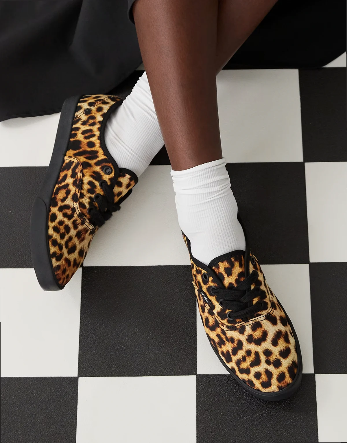Authentic Lowpro sneakers in leopard print
