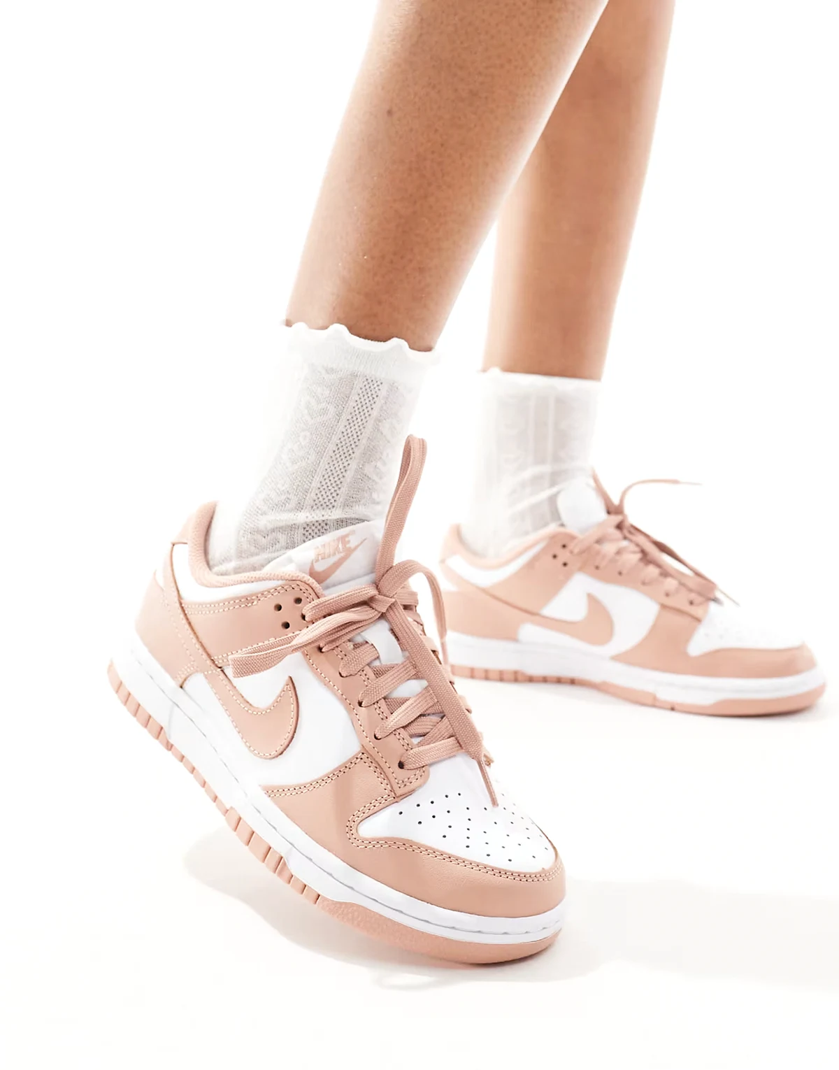 Dunk Low sneakers in rose pink