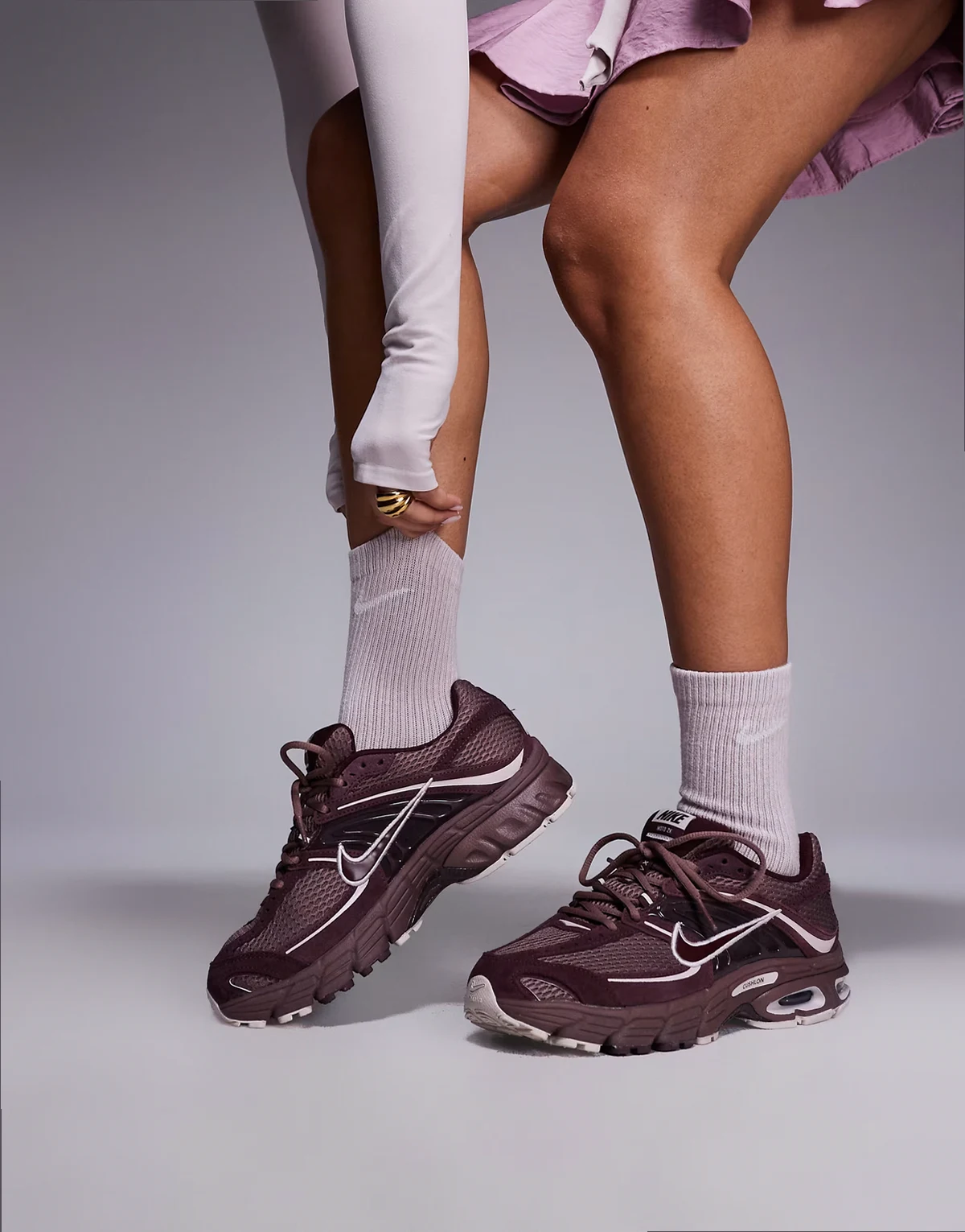 Air Max Moto 2k sneakers in burgundy