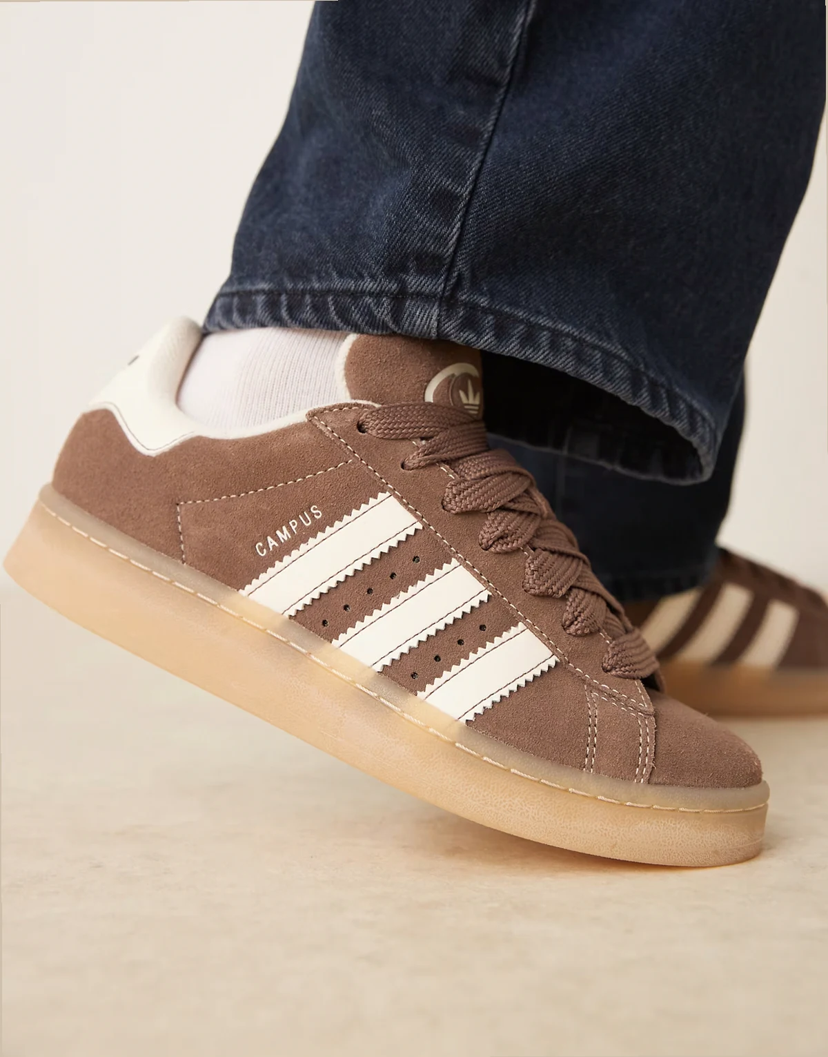 Campus 00s sneakers in brown