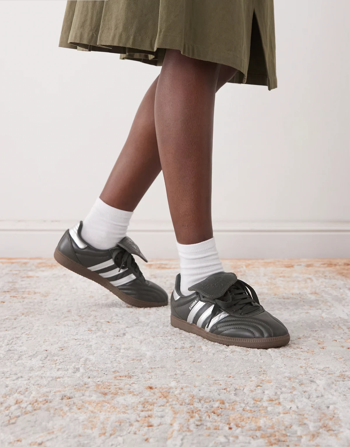 Samba LT sneakers in black and silver