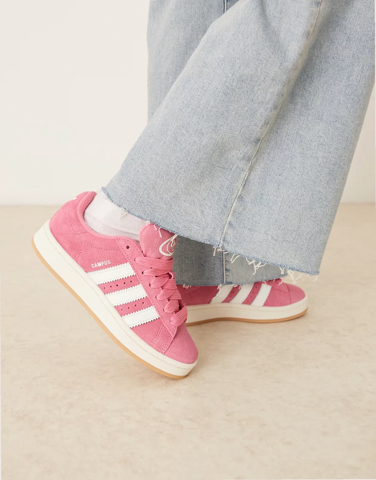 Campus 00s sneakers in bright pink