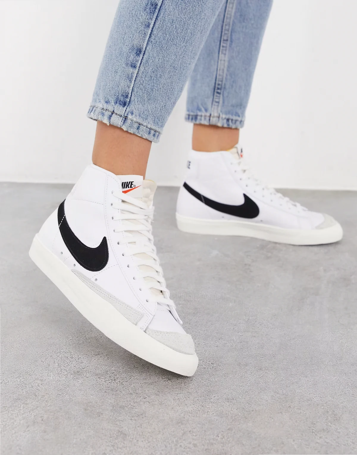 Blazer Mid '77 vintage sneakers in white/black