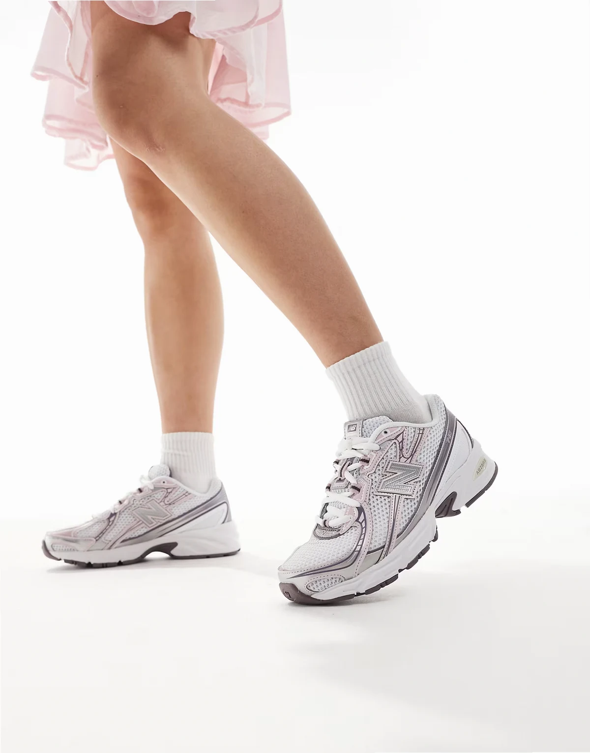 – 740 – Sneaker in Silber und Rosa