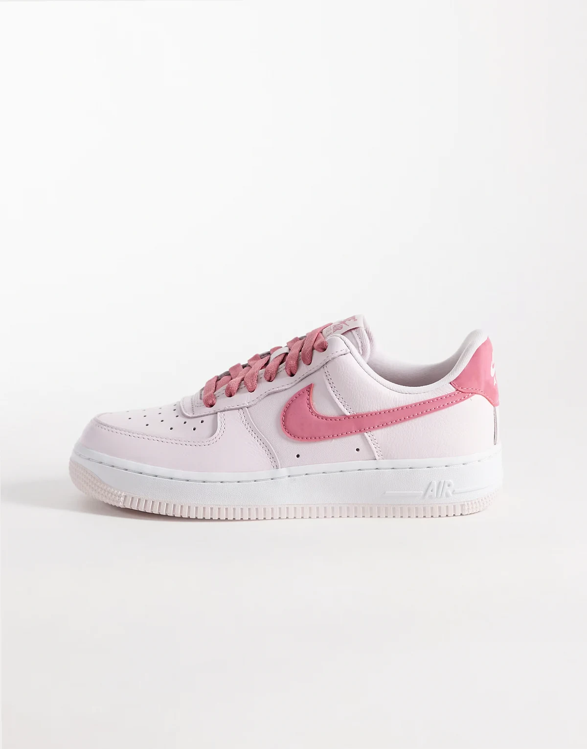 Air Force 1 '07 sneakers in light pink