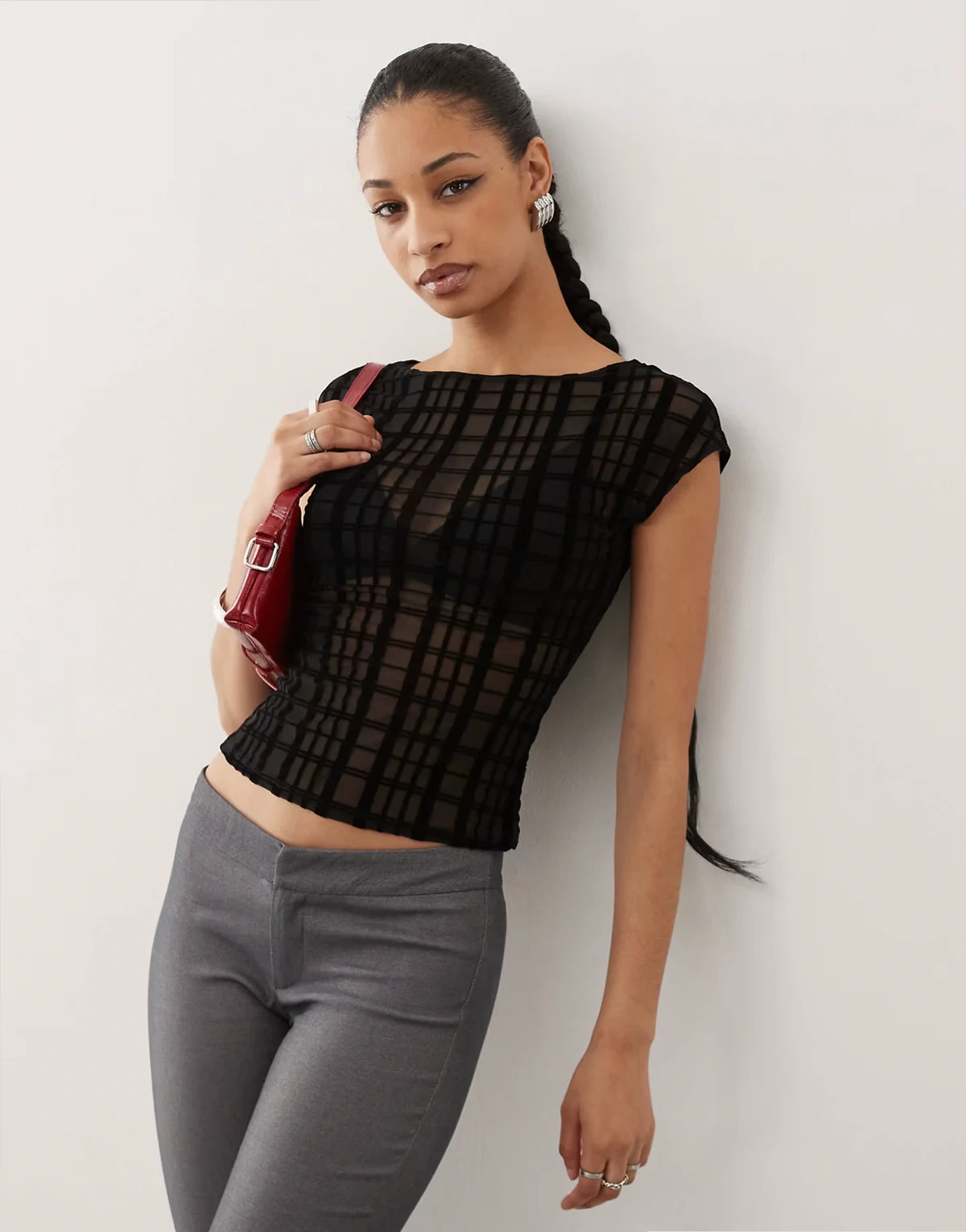 nova flocked plaid fitted T-shirt in black