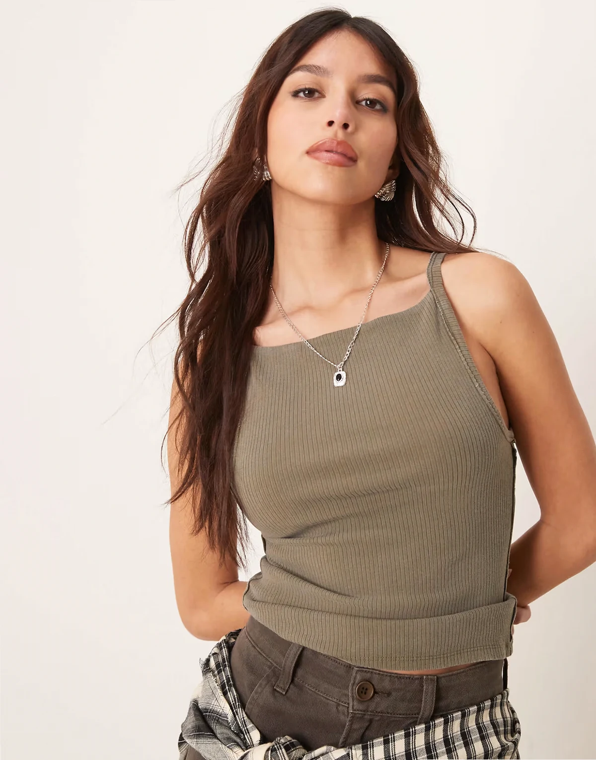 mia straight neck tank top in caiman