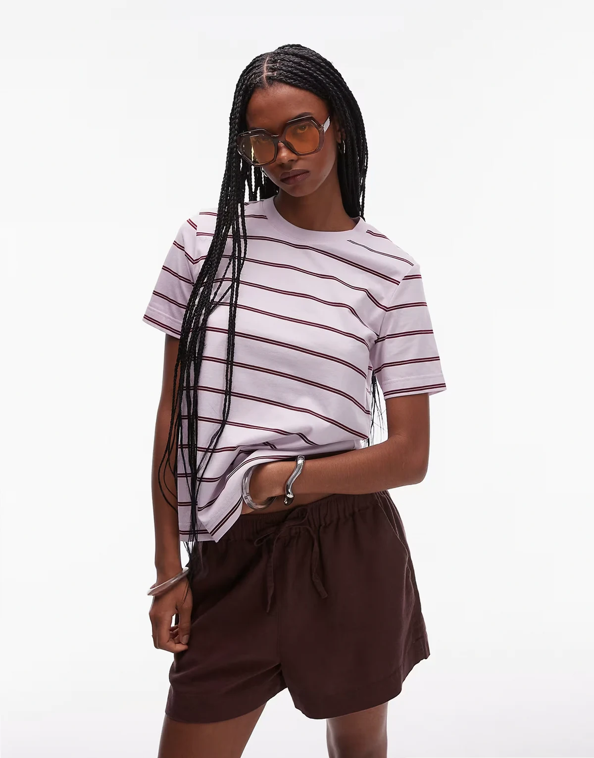– T-Shirt in gestreiftem Lila