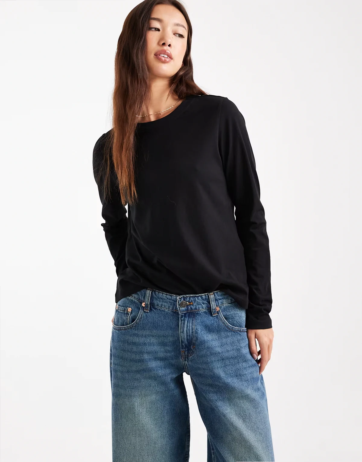 – Langärmliges Relaxed-Fit-T-Shirt in Schwarz
