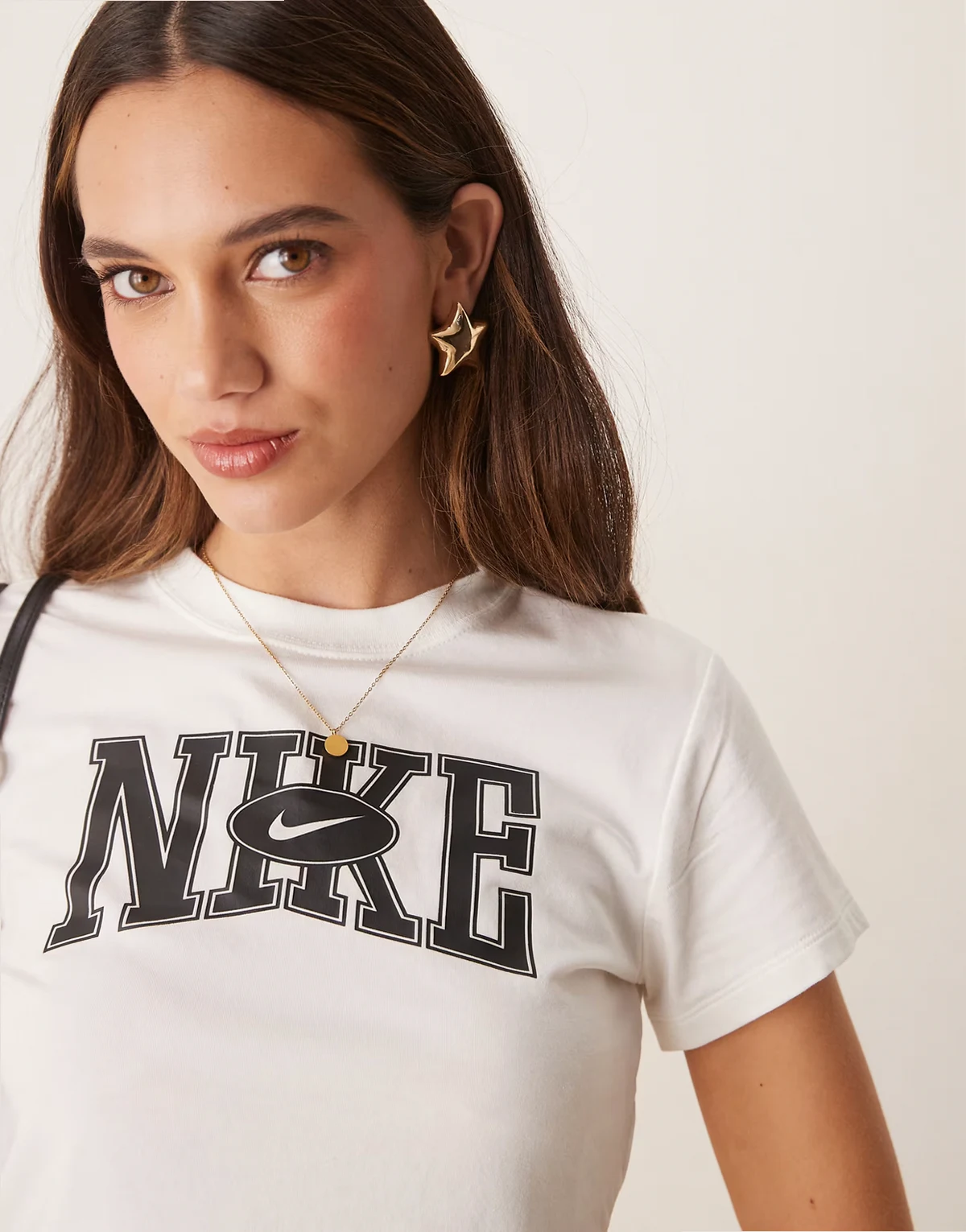 Street graphic cropped t-shirt in cream
