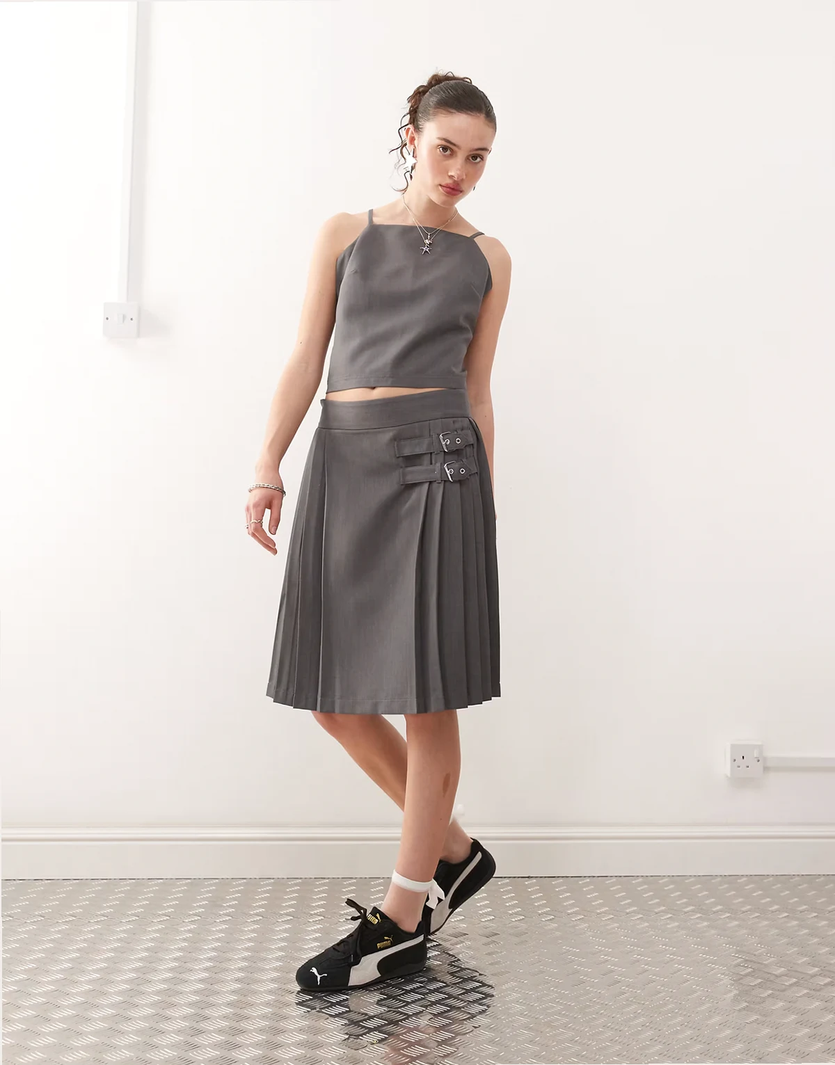 – Eleganter Midi-Schottenrock in Grau; Kombiteil